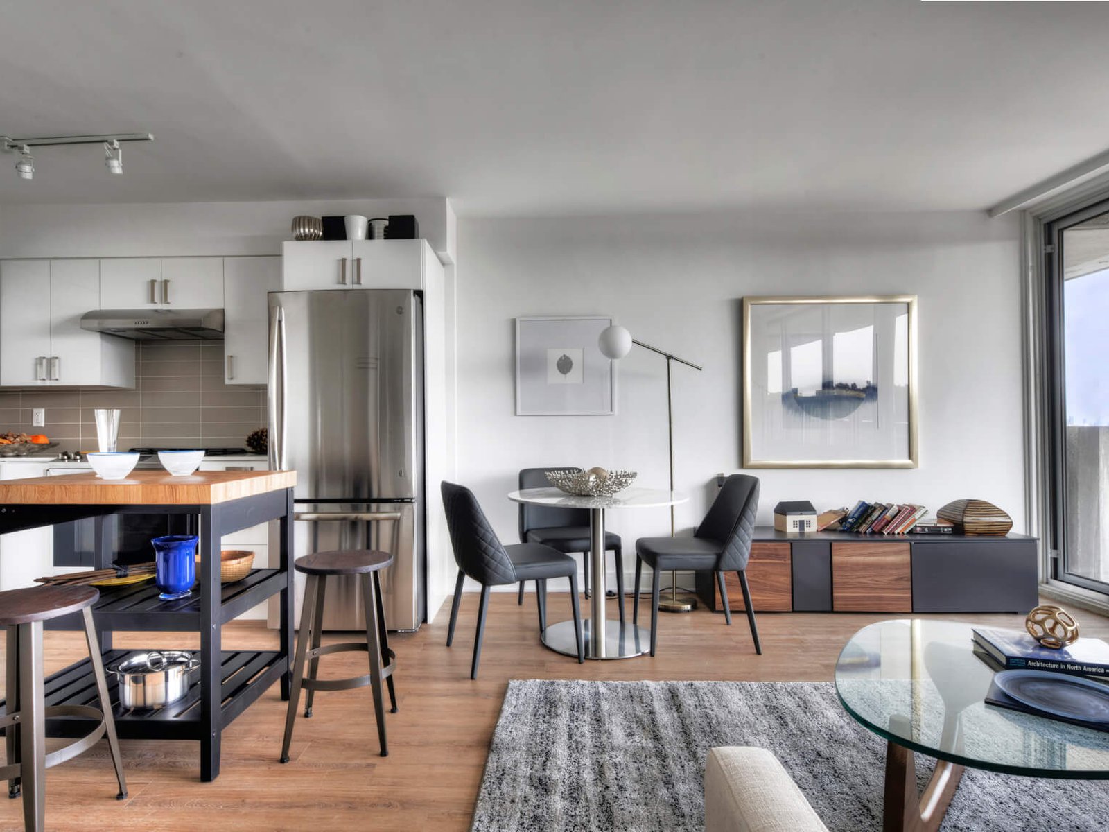 3 Bedroom Apartment for Rent - 289 The Kingsway, Toronto, ON 4
