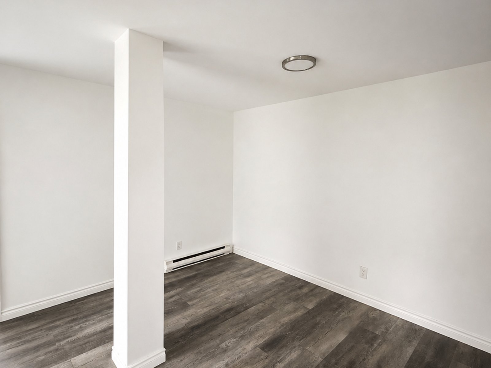 2 Bedroom Apartment for Rent - 38 Ainslie St, Cambridge, ON 4