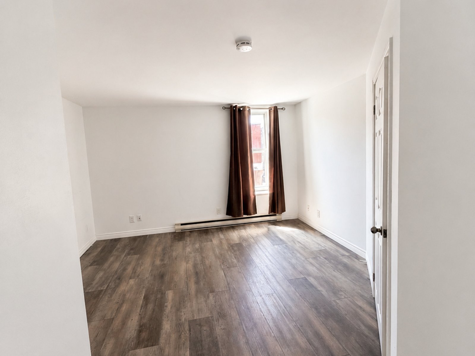 2 Bedroom Apartment for Rent - 38 Ainslie St, Cambridge, ON 5