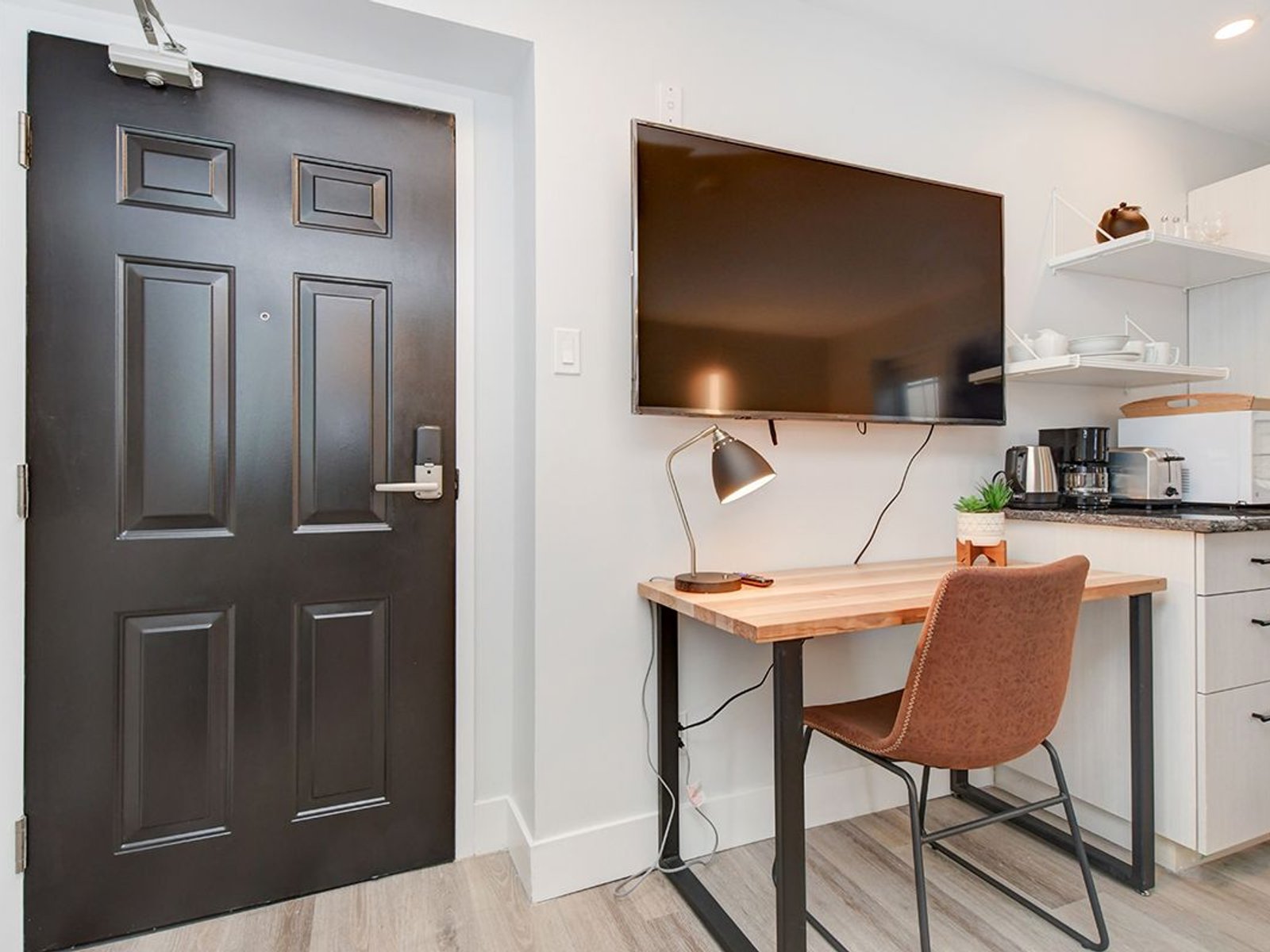 Studio Apartment for Rent - 330 McLeod St, Ottawa, ON 2