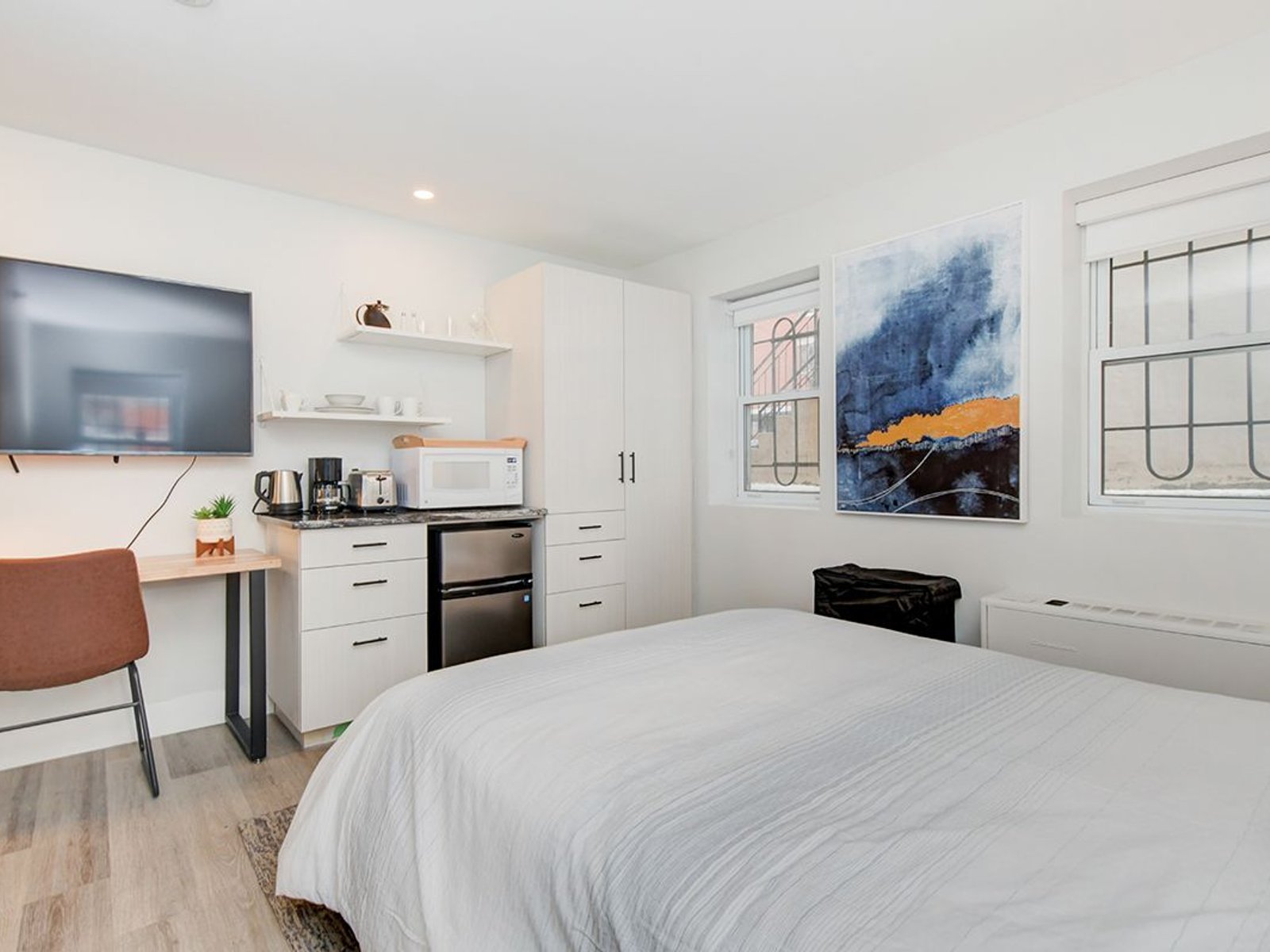 Studio Apartment for Rent - 330 McLeod St, Ottawa, ON 4
