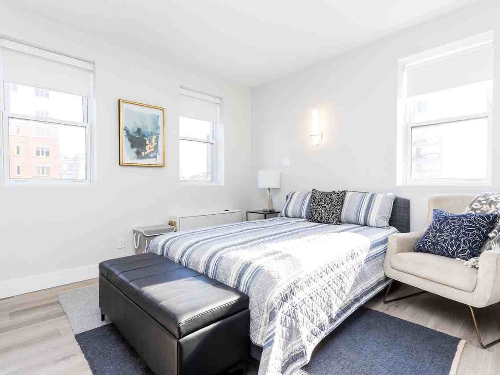 Studio Apartment for Rent - 330 McLeod St, Ottawa, ON 2