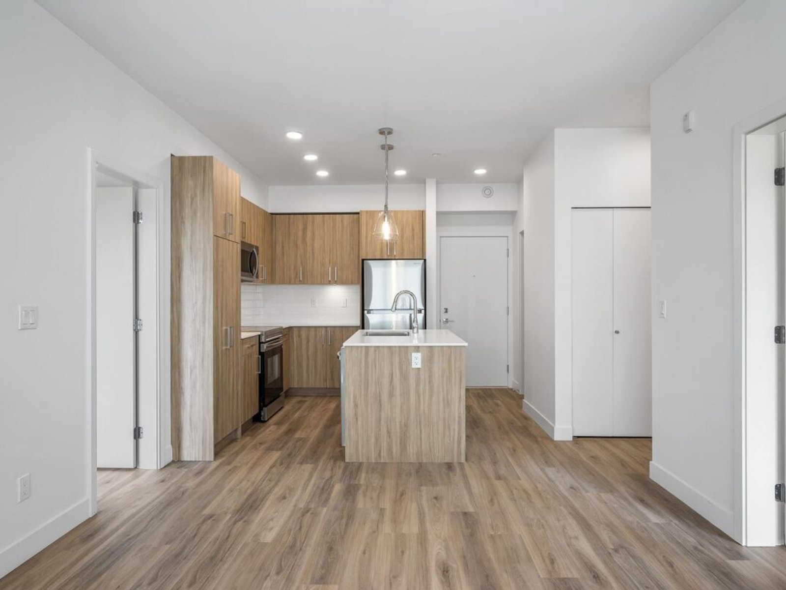 2 Bedroom Apartment for Rent - 14455 64 Ave, Surrey, BC 5