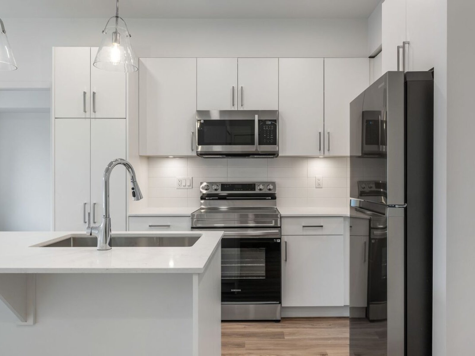 2 Bedroom Apartment for Rent - 14455 64 Ave, Surrey, BC 2