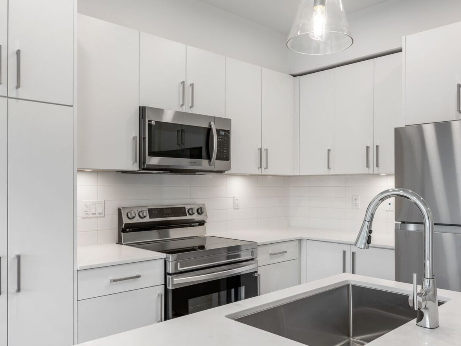 2 Bedroom Apartment for Rent - 14455 64 Ave, Surrey, BC 5