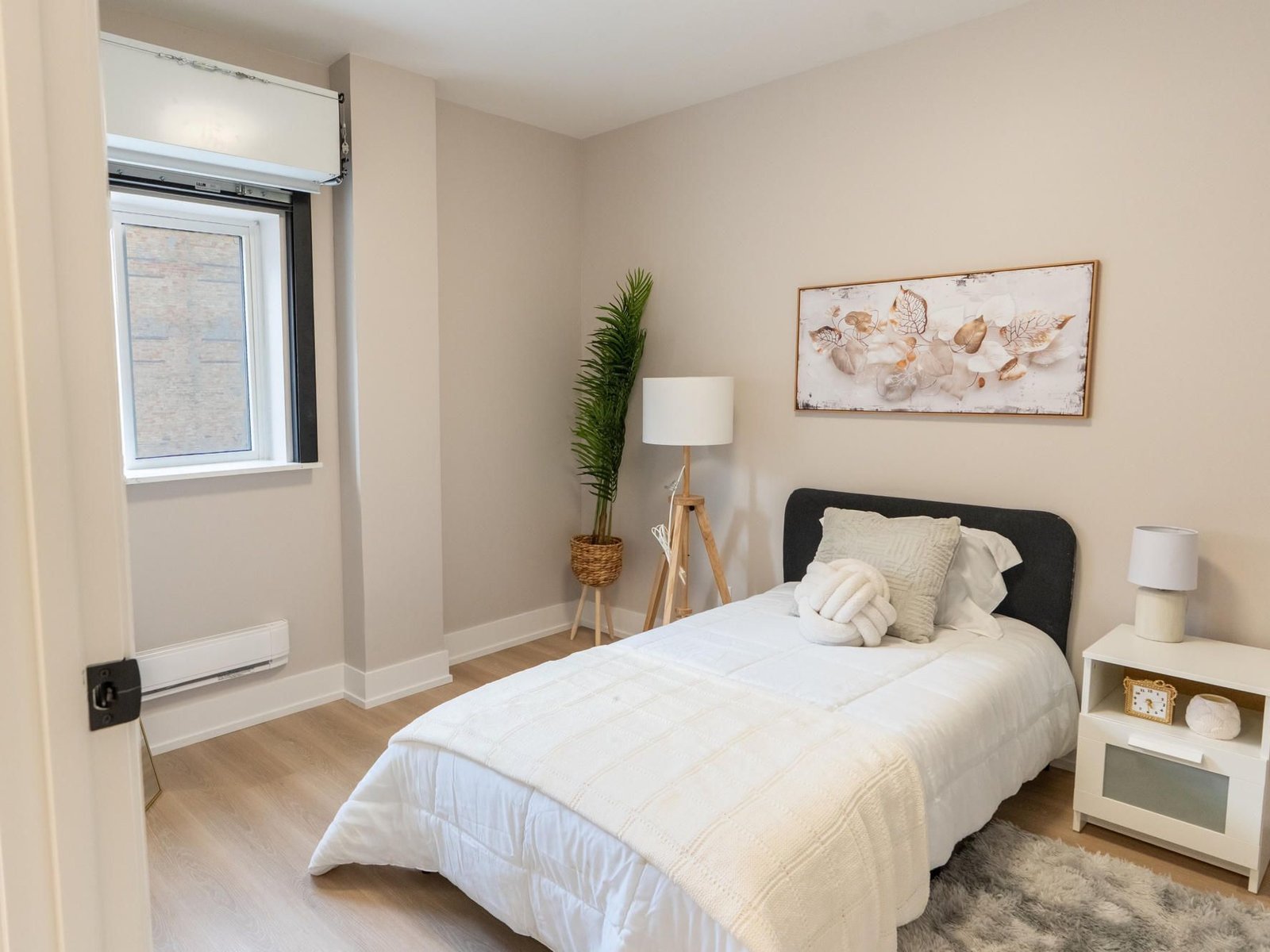 Studio Apartment for Rent - 376 Richmond St, London, ON 4