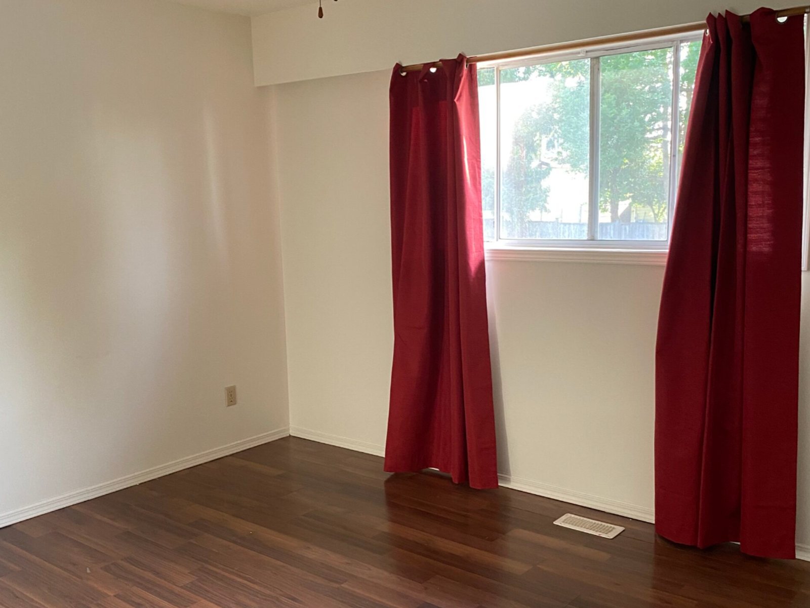 4 Bedroom House for Rent - 2569 Sugarpine Street, Abbotsford, BC 5