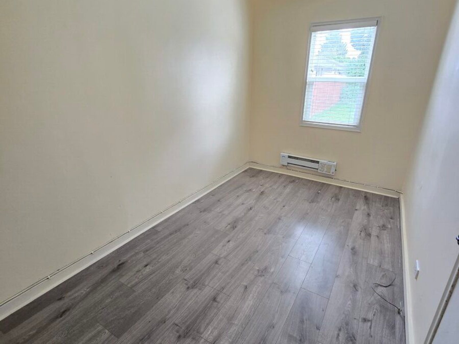 2 Bedroom House for Rent - 9342 Woodbine St, Chilliwack, BC 3