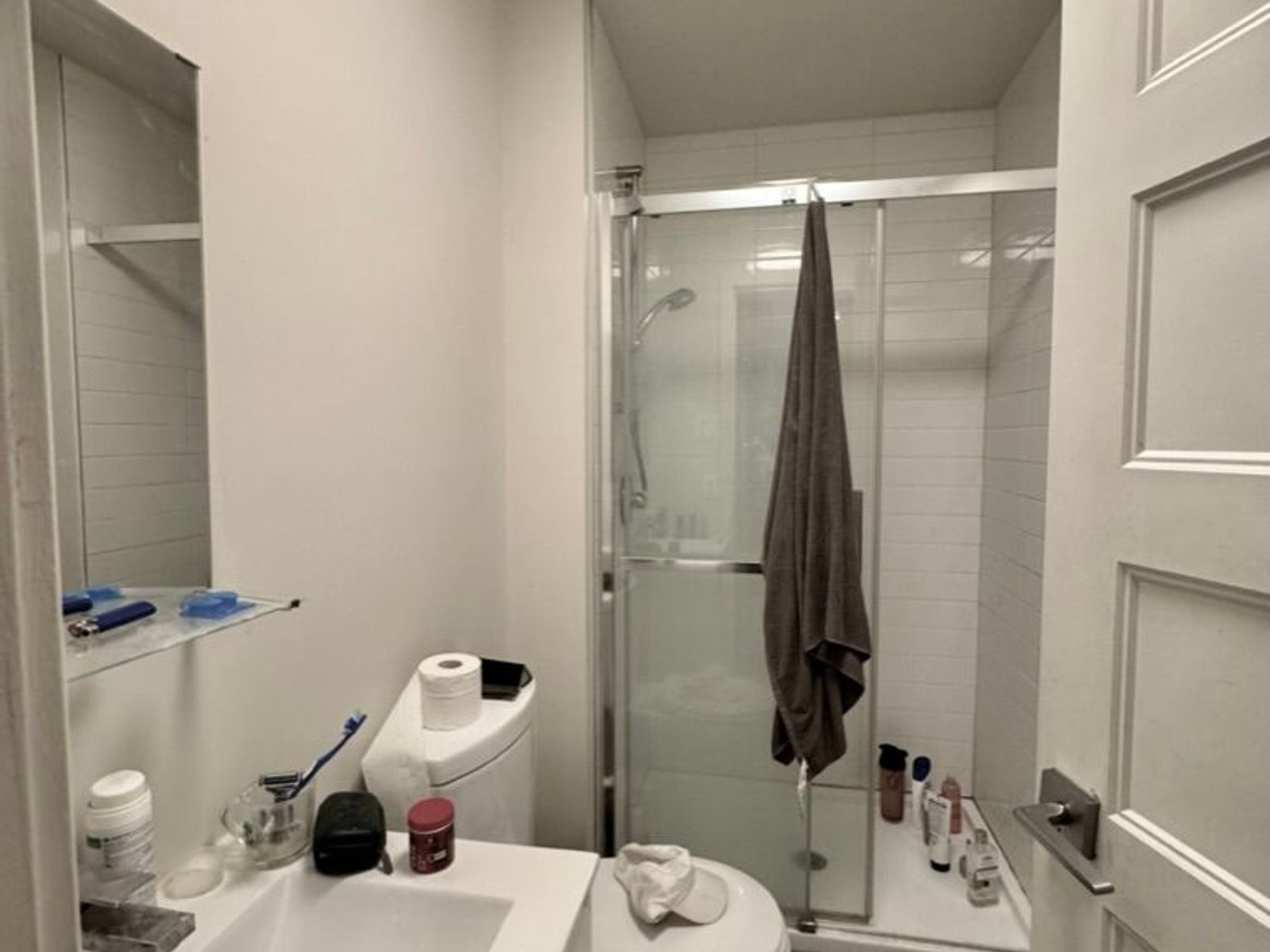 2 Bedroom Apartment for Rent - 1863 Rene-Levesque W, Montréal, QC 4