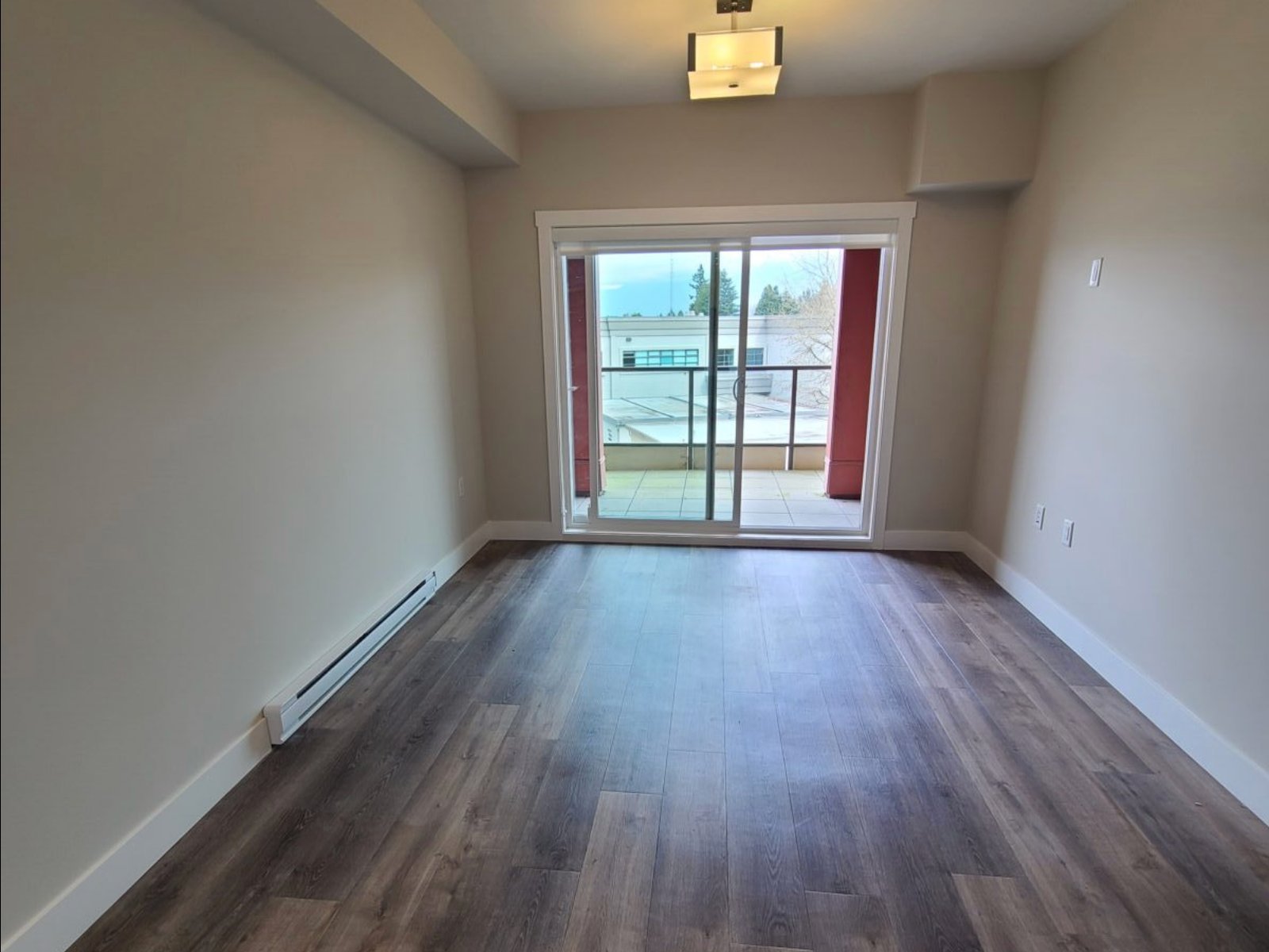 2 Bedroom Apartment for Rent - 46338 Yale Rd, Chilliwack, BC 3
