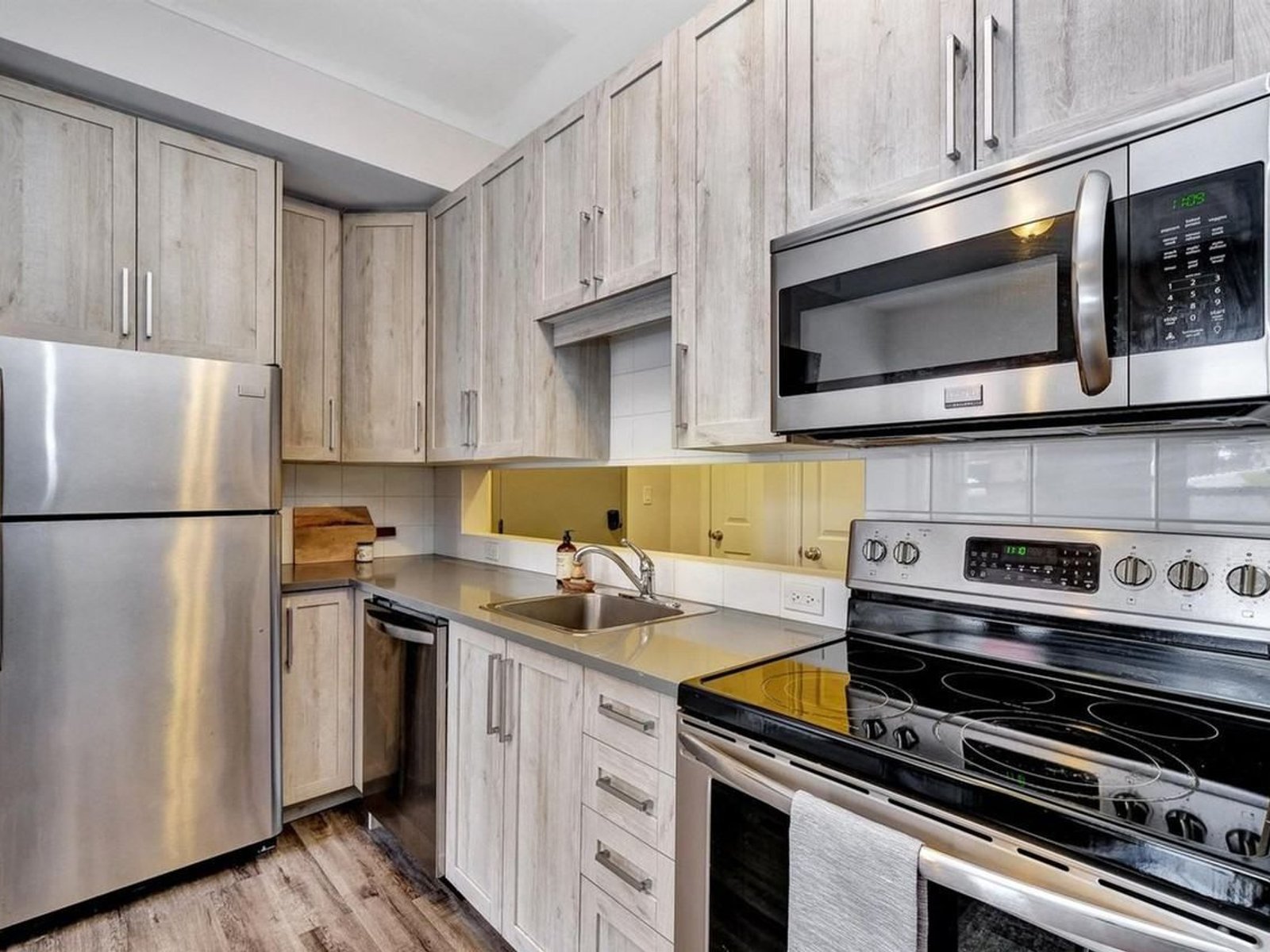 5 Bedroom Apartment for Rent - 84 Russell Ave, Ottawa, ON 5