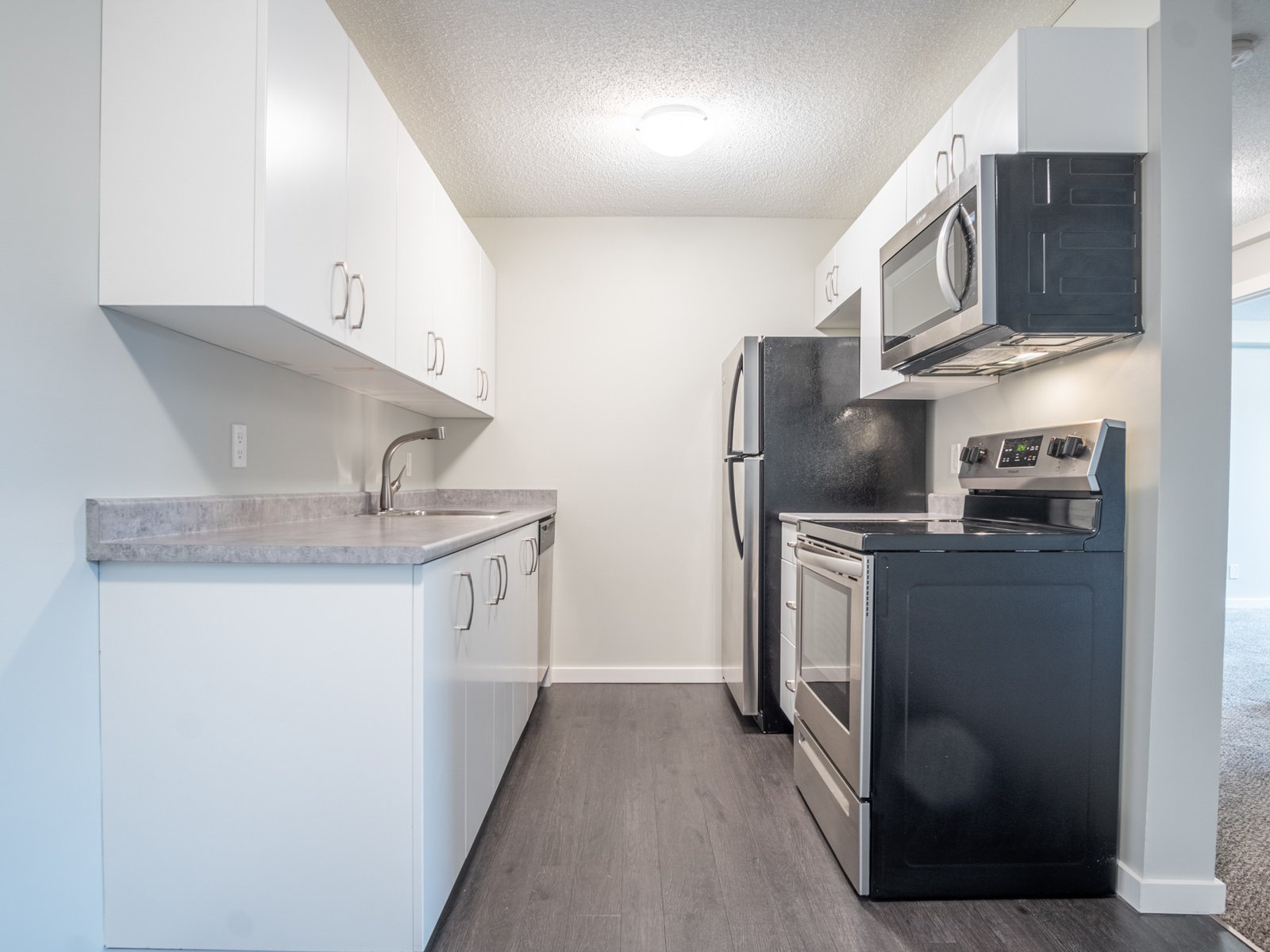 2 Bedroom Apartment for Rent - 160 Pinehouse Drive, Saskatoon, SK