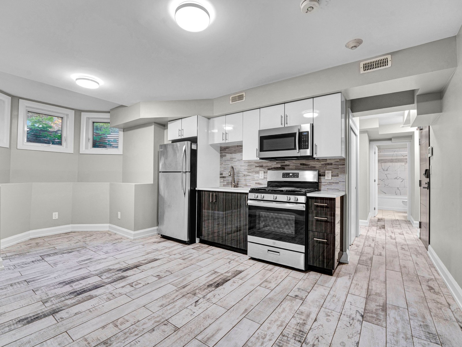 3 Bedroom Apartment for Rent - 59 Russell Avenue, Ottawa, ON 2