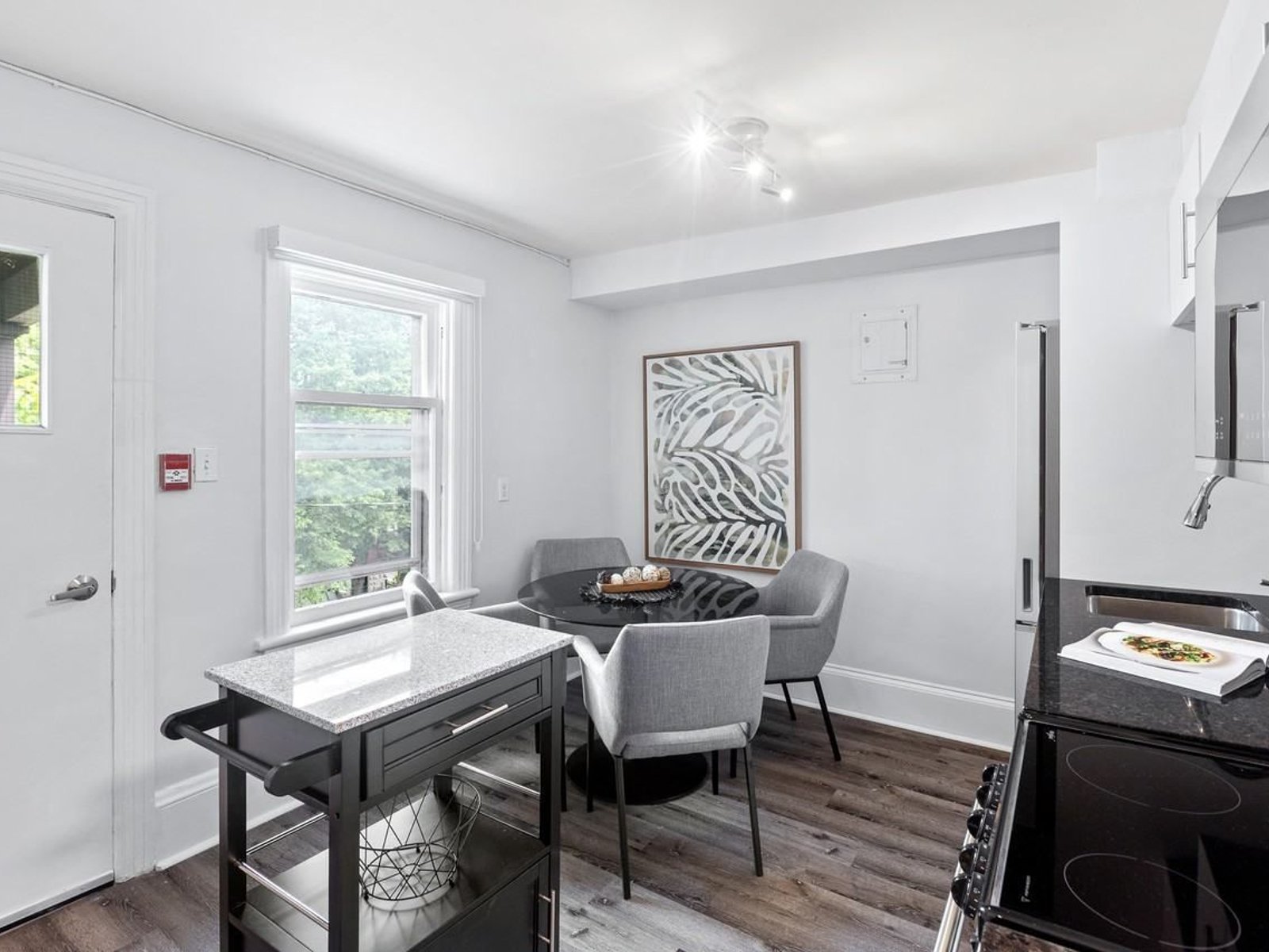 Studio Apartment for Rent - 360 Friel Street, Ottawa, ON 3