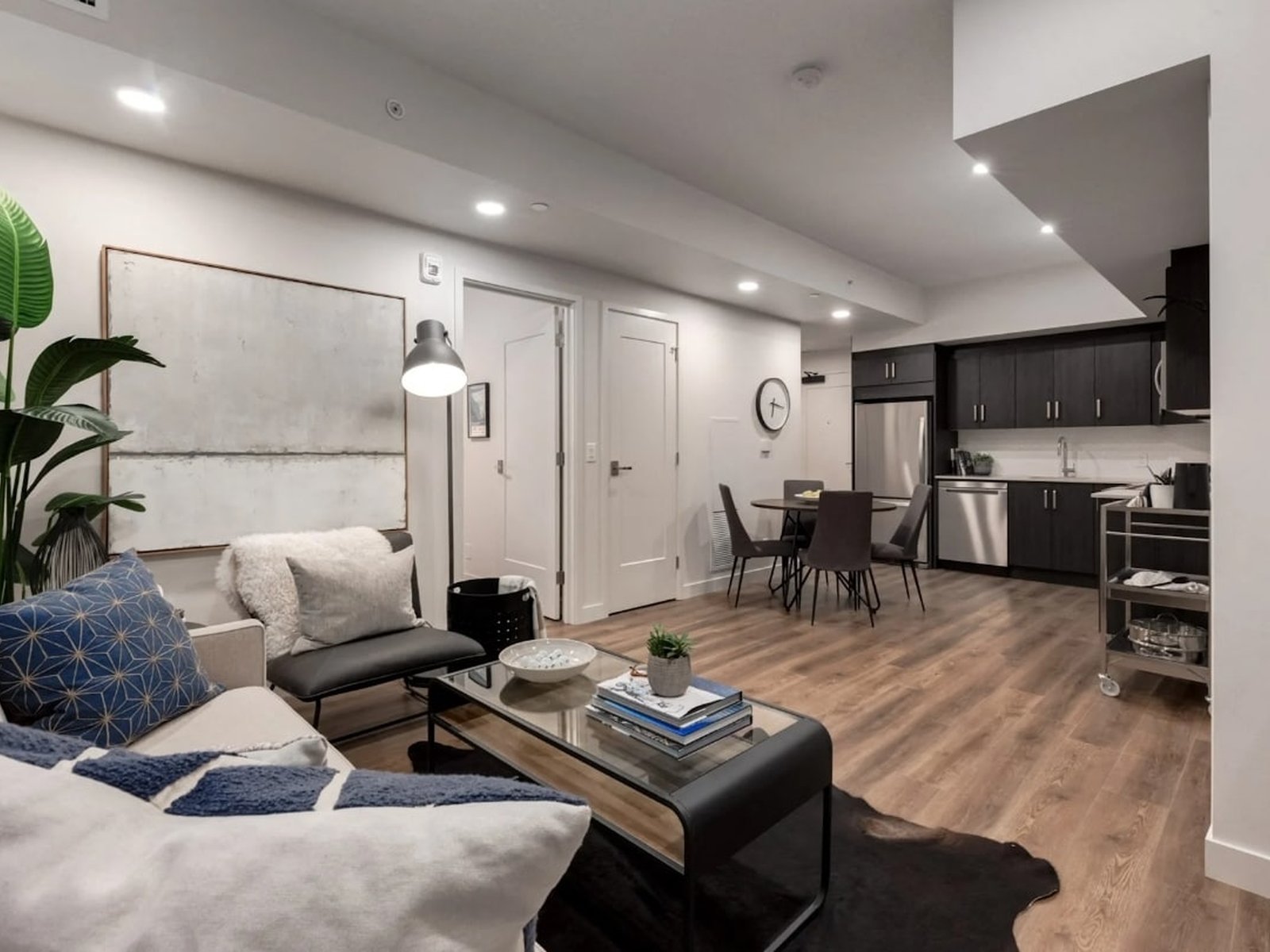 2 Bedroom Apartment for Rent - 85 Quarry Pk Rd S E, Calgary, AB 4