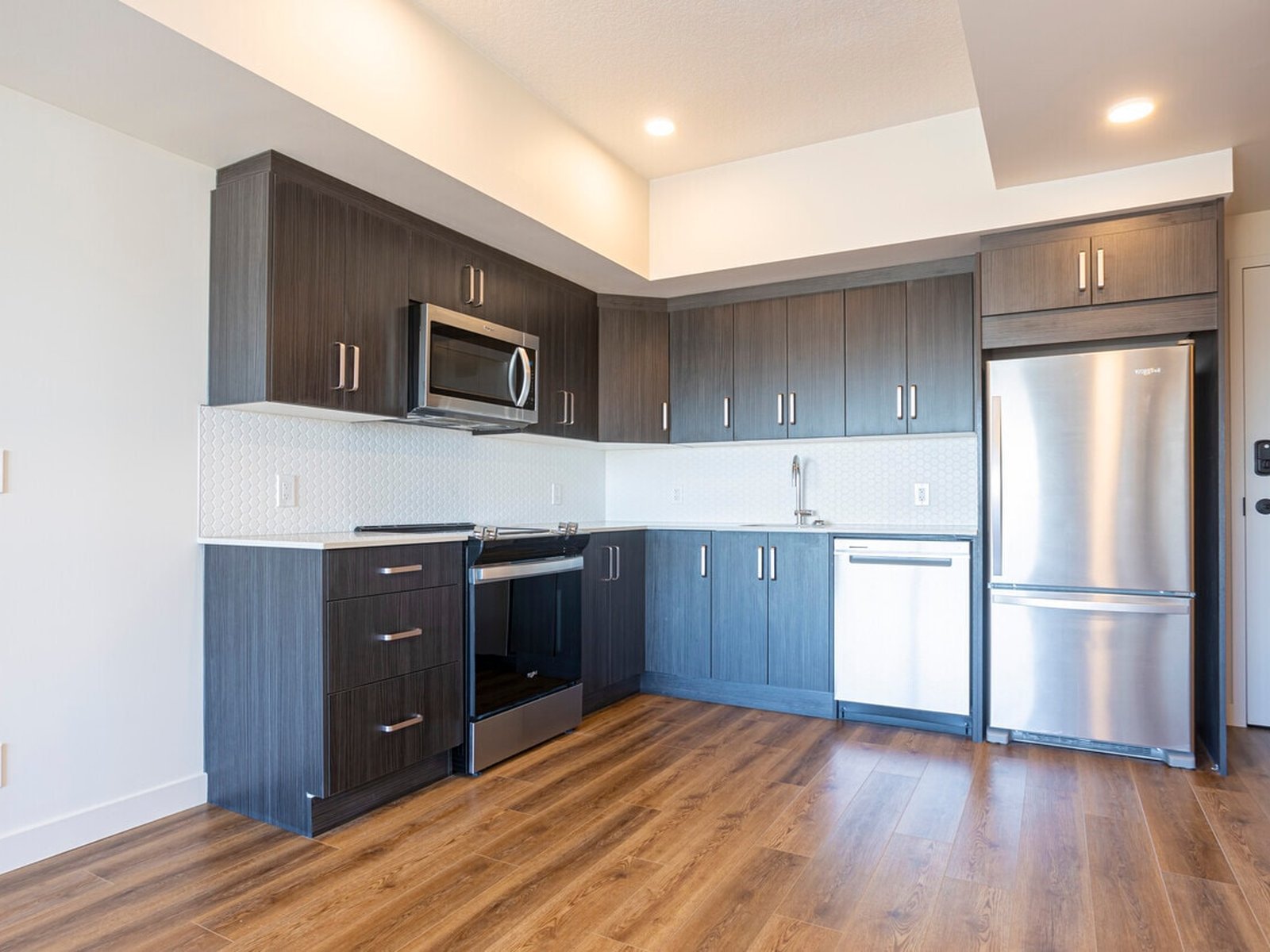 2 Bedroom Apartment for Rent - 85 Quarry Pk Rd S E, Calgary, AB 5