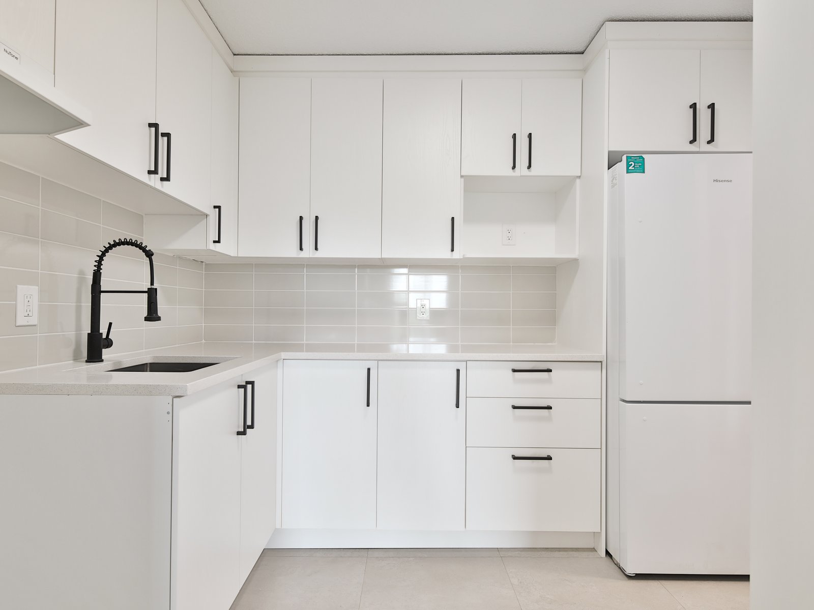 2 Bedroom Apartment for Rent - 1620 Avenue Victoria, Greenfield Park, QC