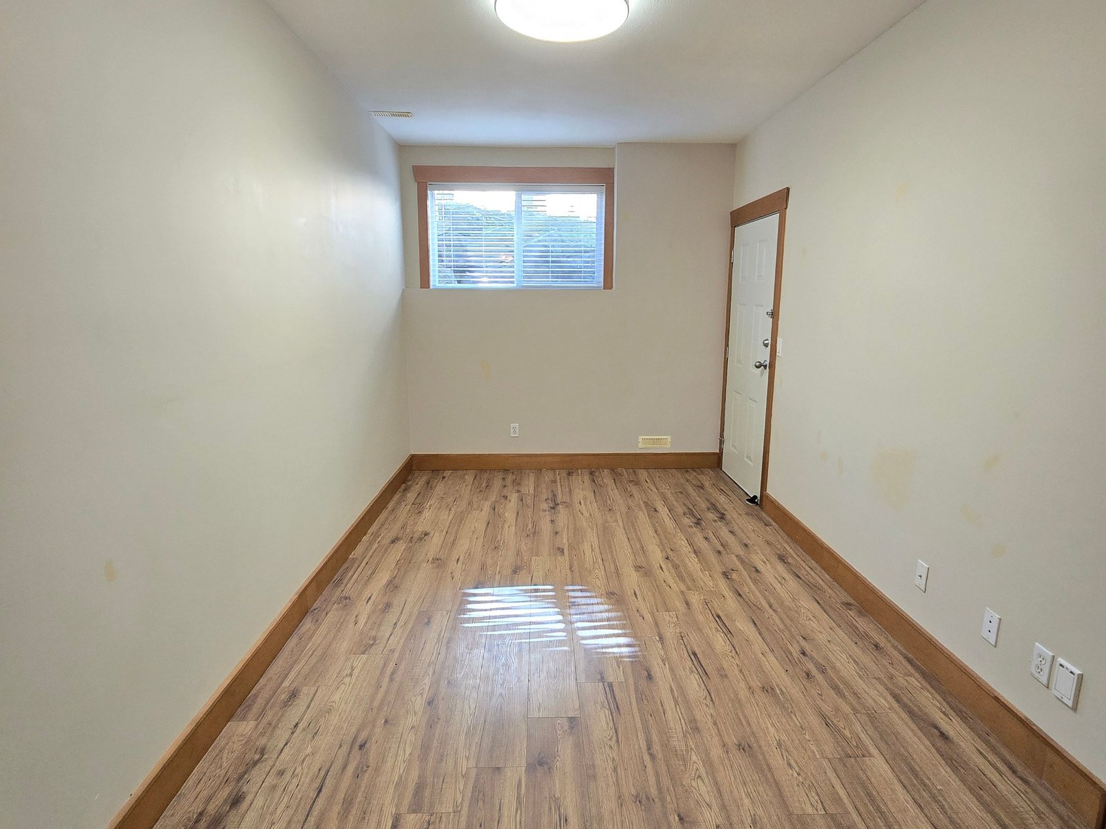 2 Bedroom Private Suite for Rent - 31691 Amberpoint Place, Abbotsford, BC 5