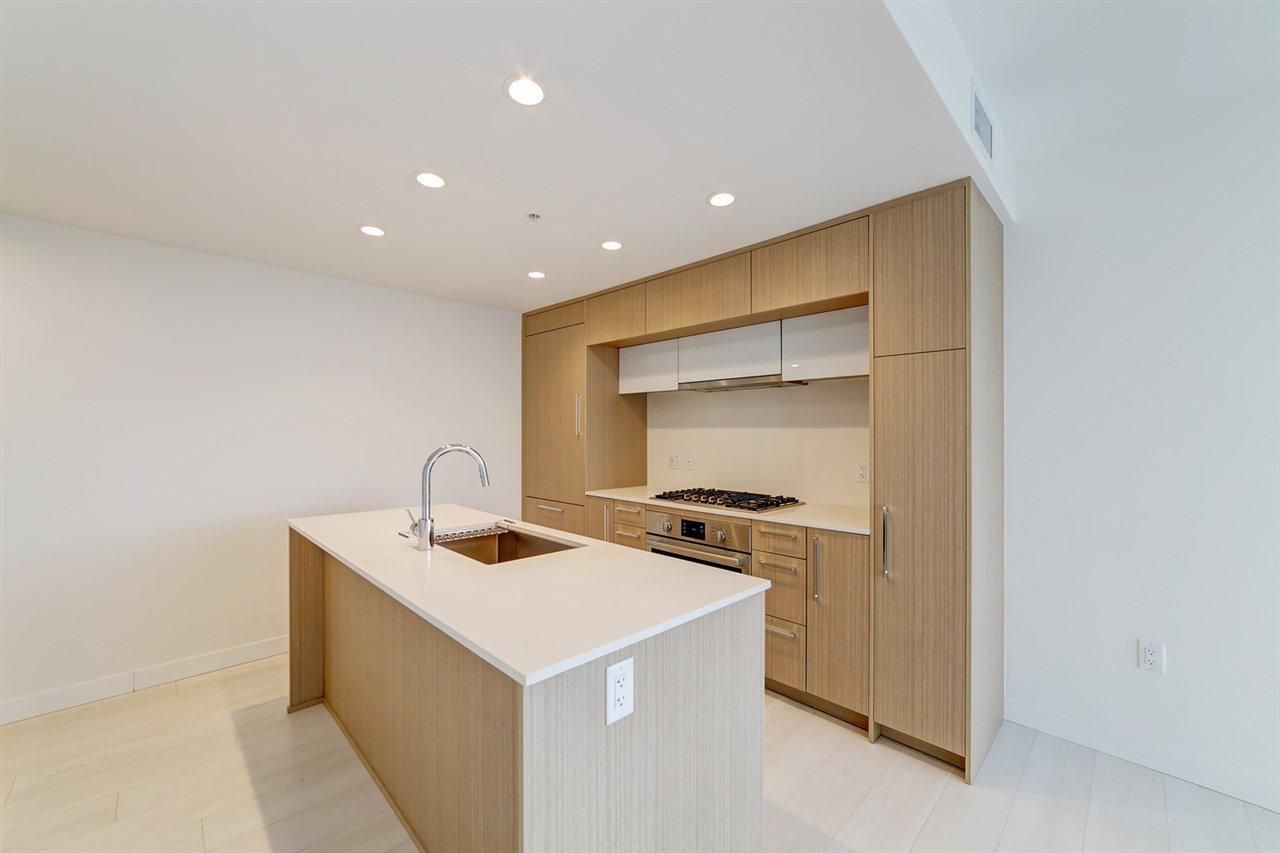 2 Bedroom Apartment for Rent - 5580 No 3 Rd, Richmond, BC 5