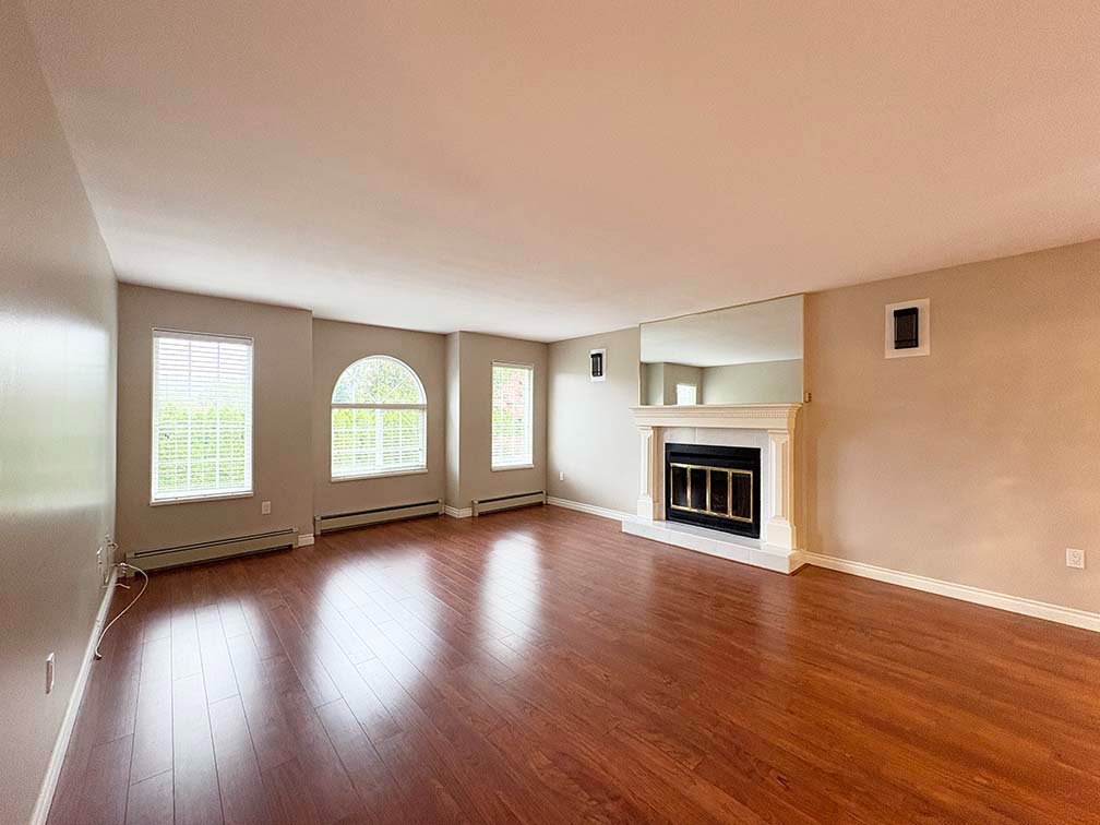 4 Bedroom Apartment for Rent - 5225 Canada Way, Burnaby, BC 3