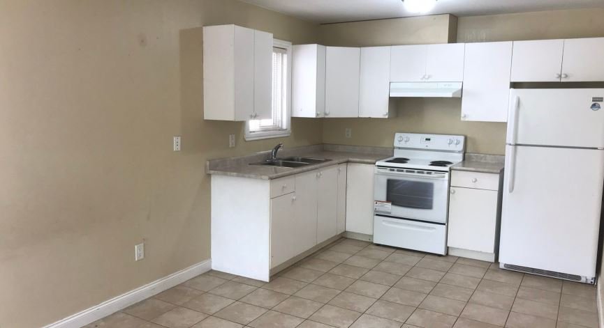 2 Bedroom Basement Suite for Rent - E 43rd Ave, Vancouver, BC 3