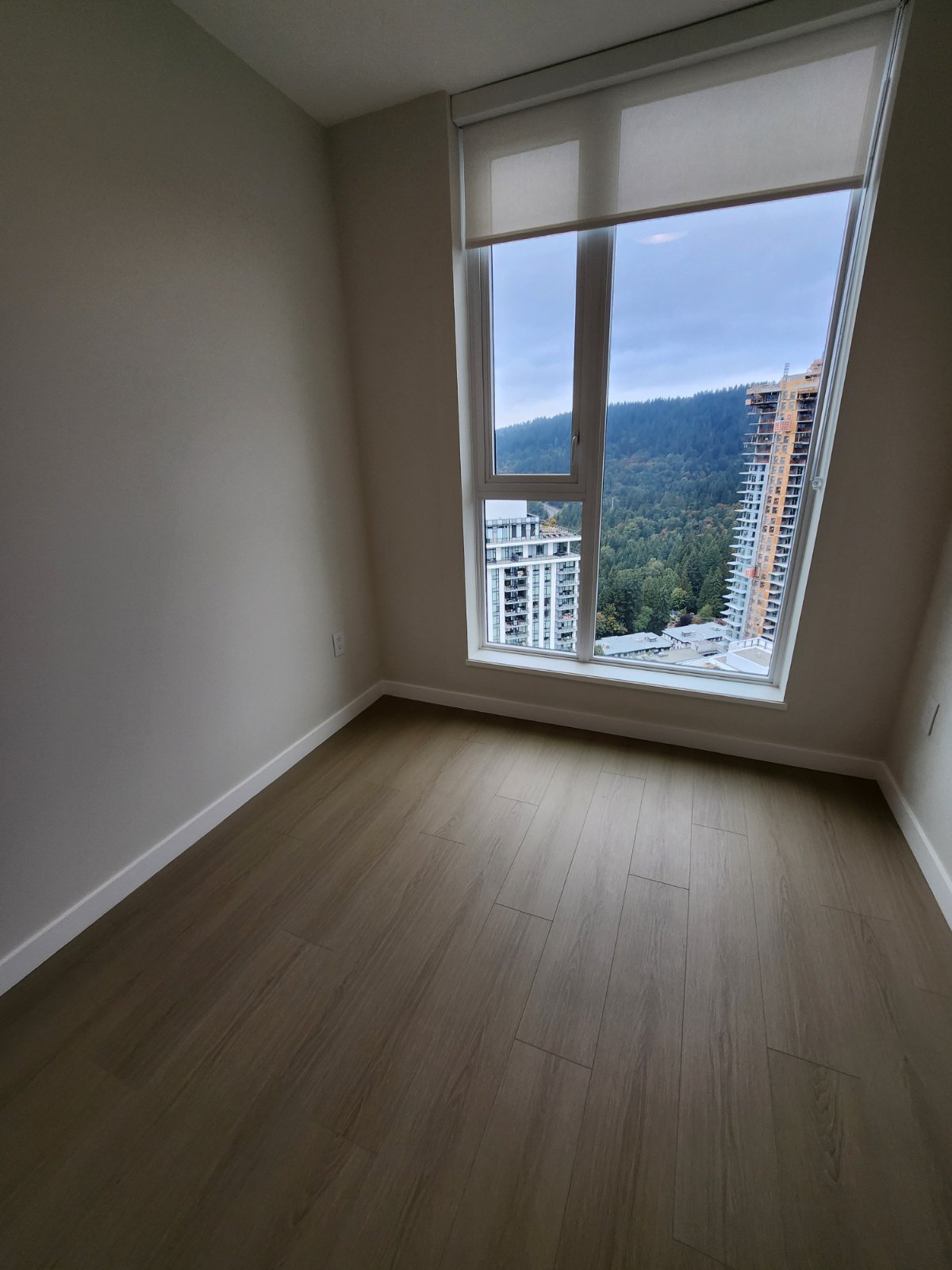 2 Bedroom Apartment for Rent - 612 Elmwood St, Coquitlam, BC 4