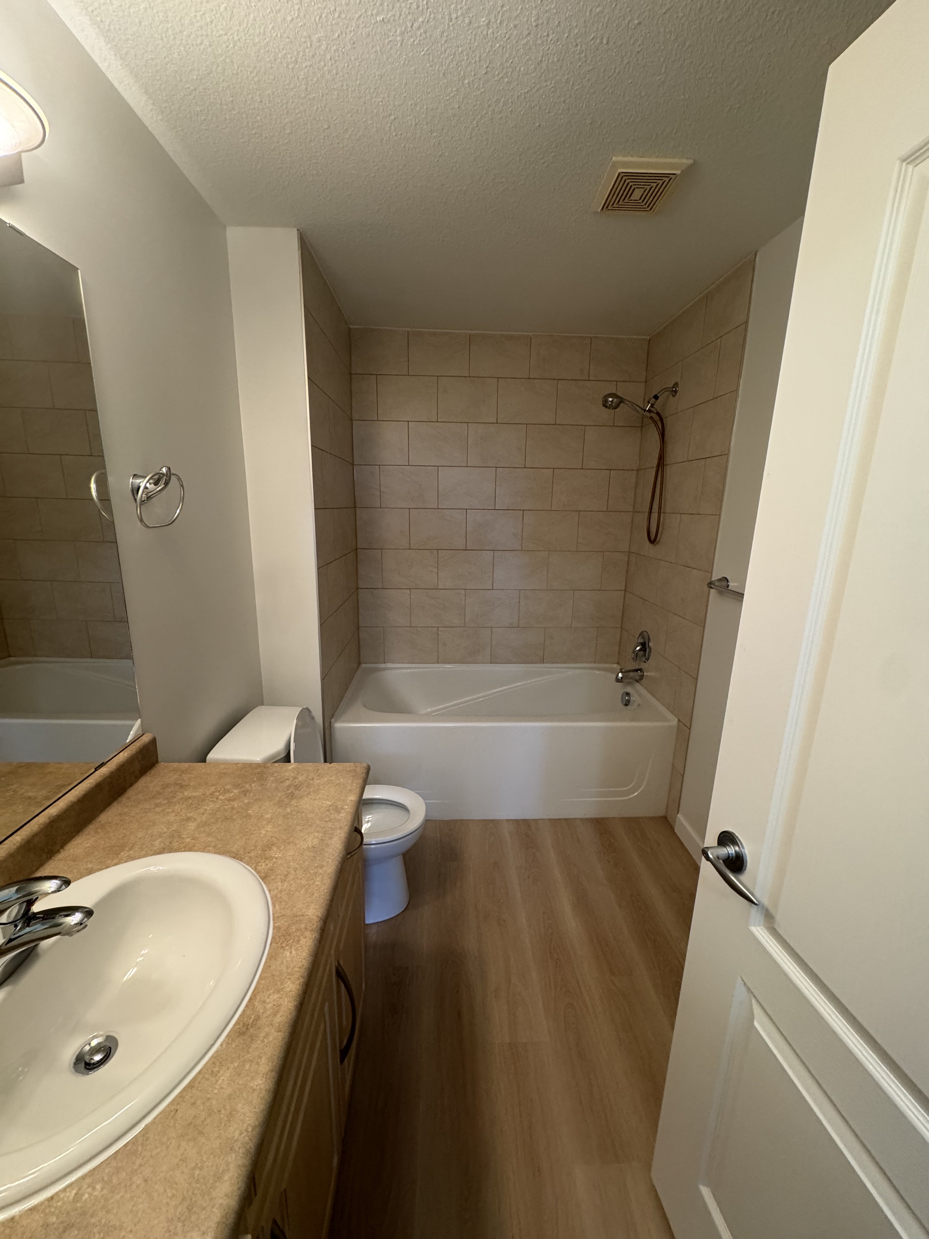 2 Bedroom Apartment for Rent - 278 Suder Greens Drive Northwest, Edmonton, AB 4