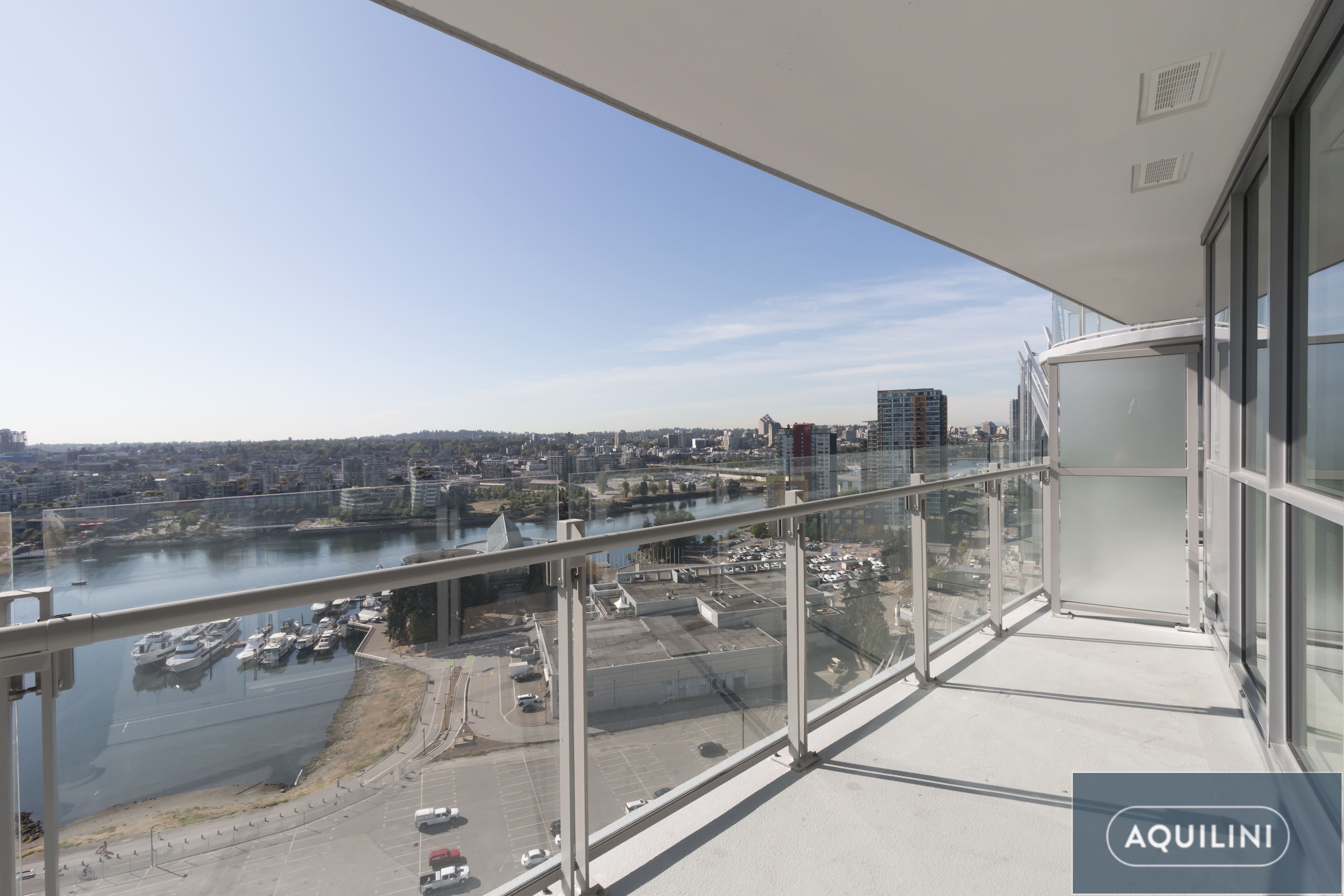Studio Apartment for Rent - 685 Pacific Blvd, Vancouver, BC 5