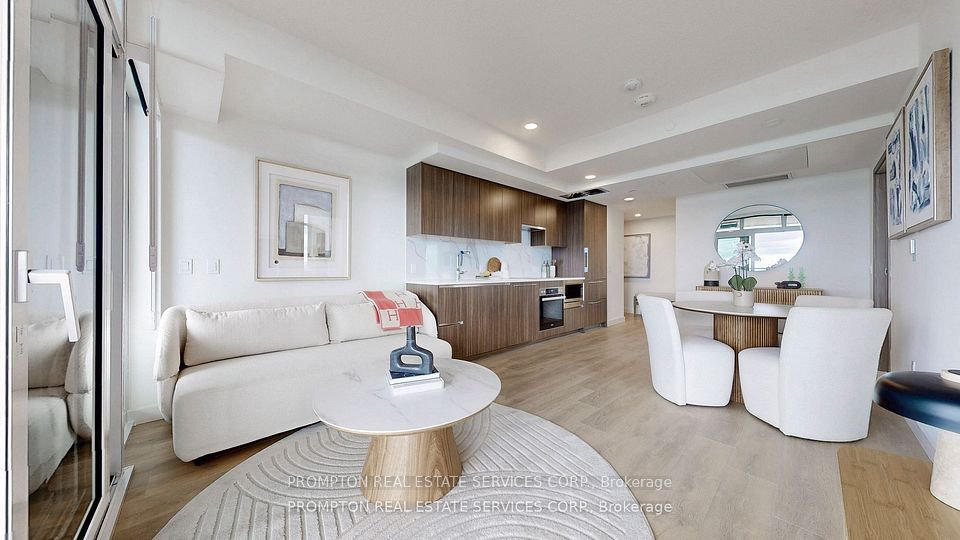 2 Bedroom Apartment for Rent - 3 Concord Cityplace Way, Toronto, ON 5