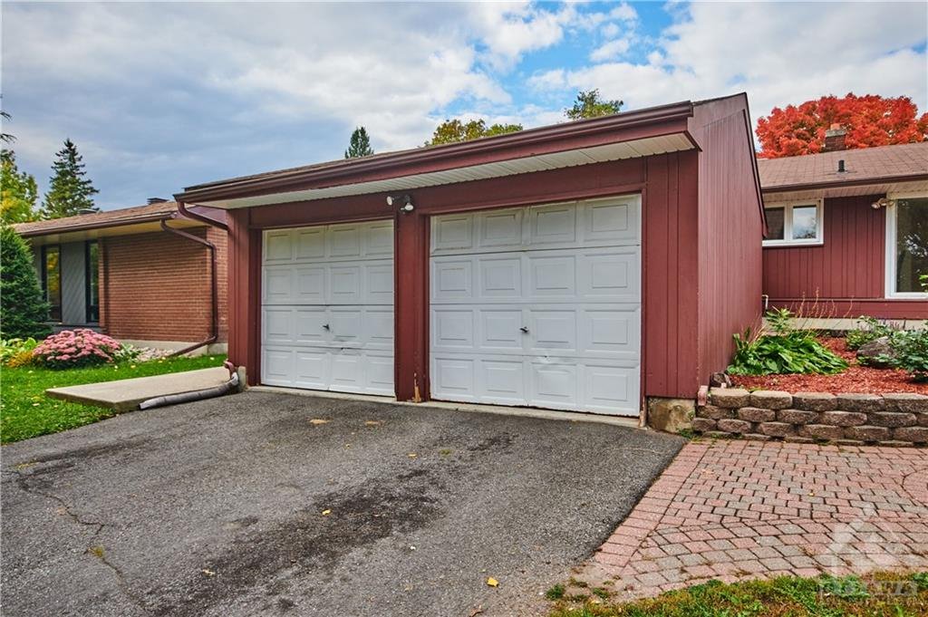 3 Bedroom Laneway Suite for Rent - 114 Penfield Dr, Ottawa, ON 3