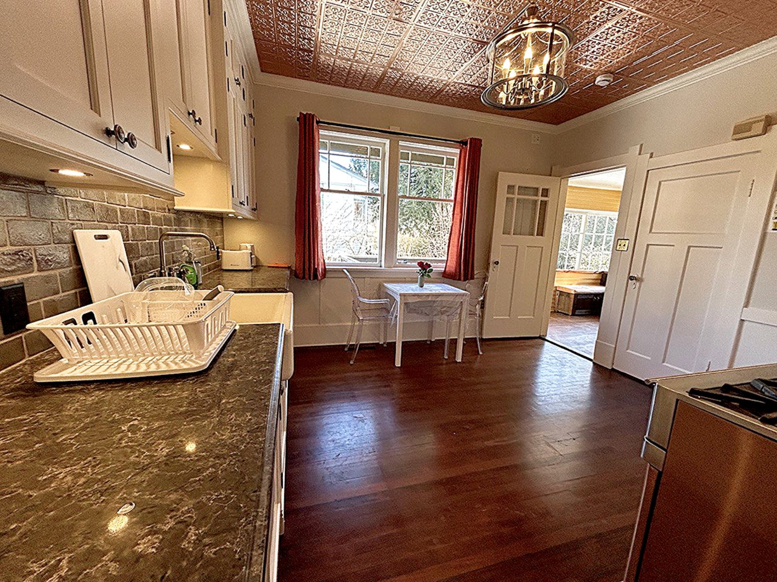 Room in House for Rent - 746 Alderson Ave, Coquitlam, BC 4