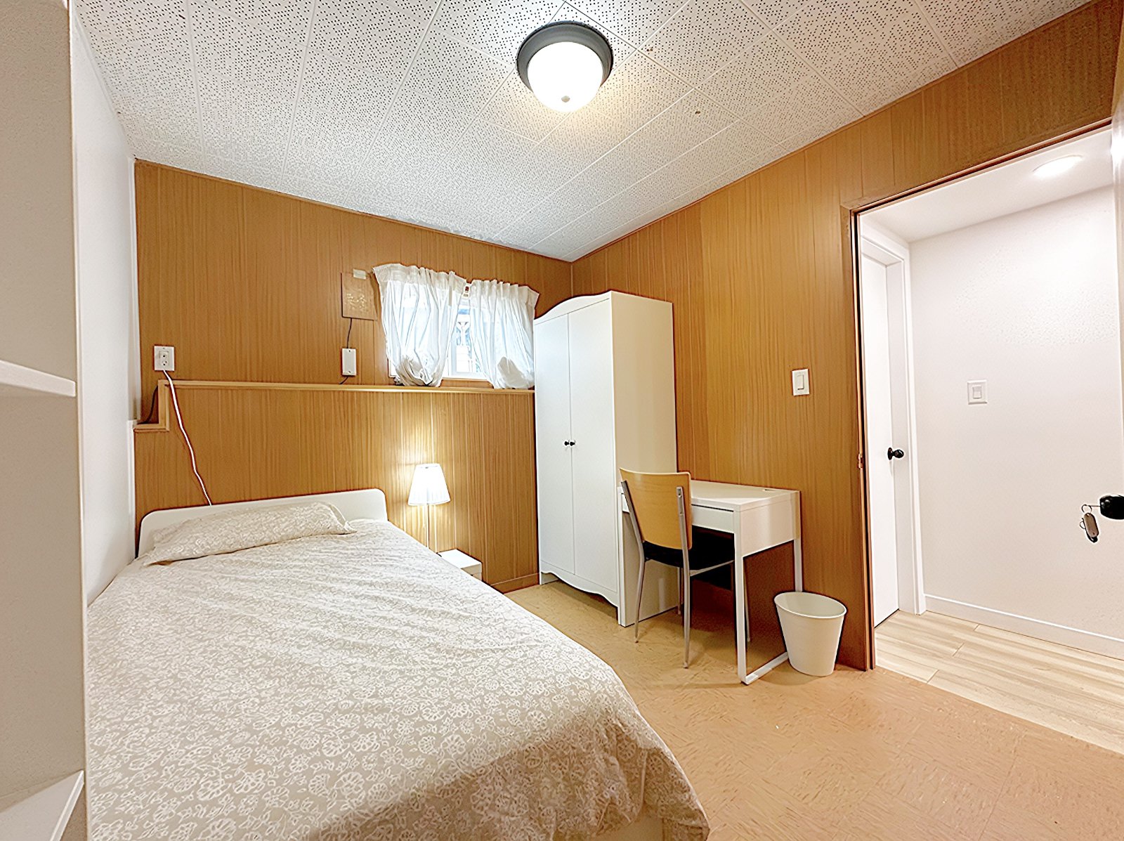 Room in House for Rent - 230 26th St E, North Vancouver, BC 2