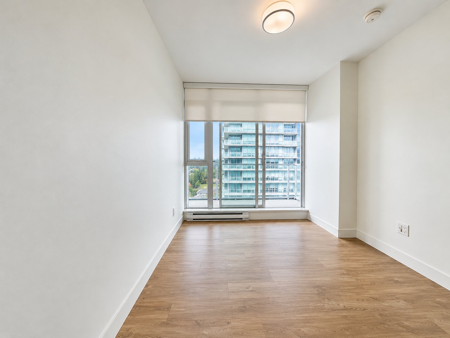 2 Bedroom Apartment for Rent - 657 Whiting Way, Coquitlam, BC 4