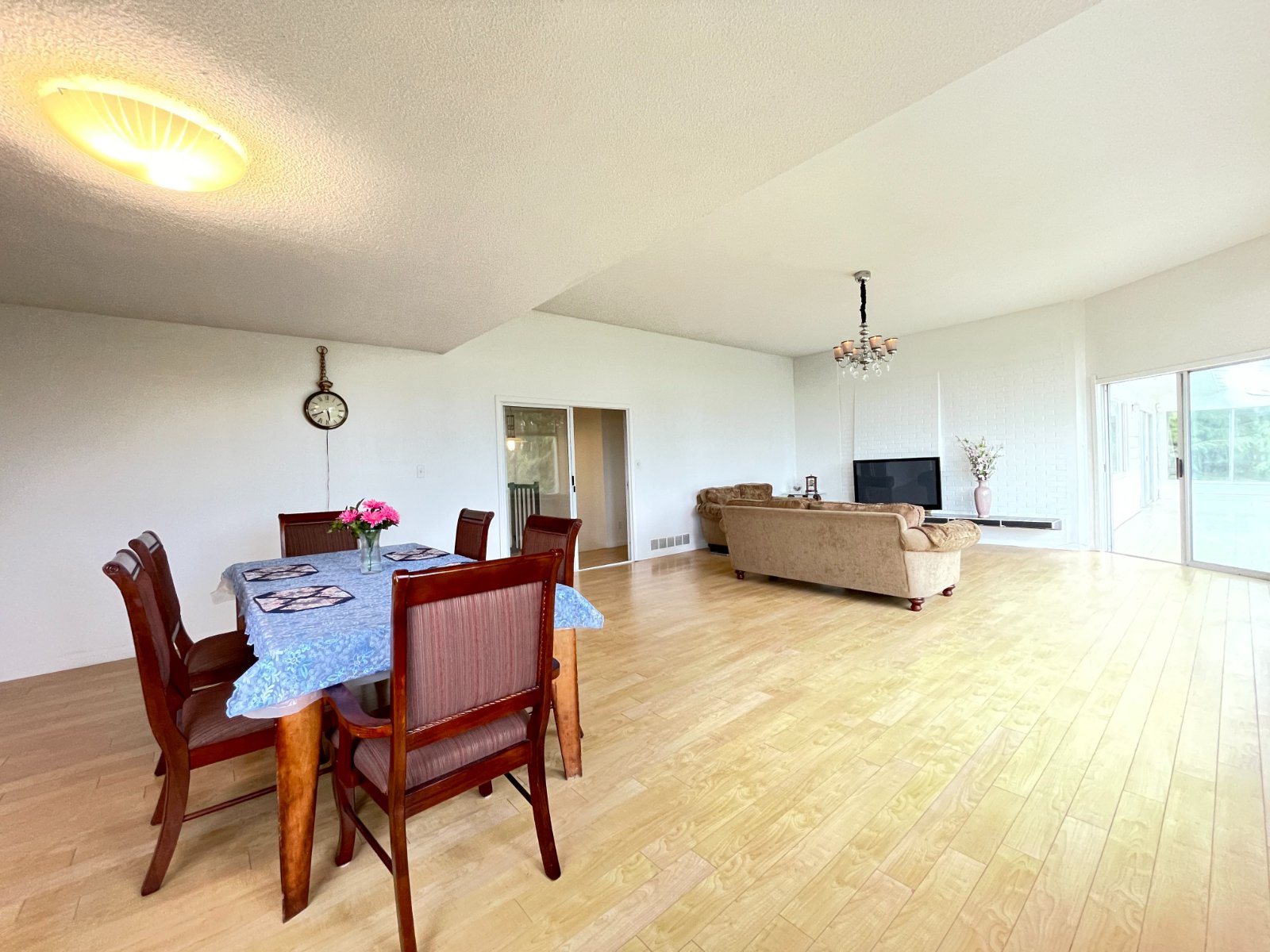 5 Bedroom House for Rent - Crestline Rd, West Vancouver, BC 4