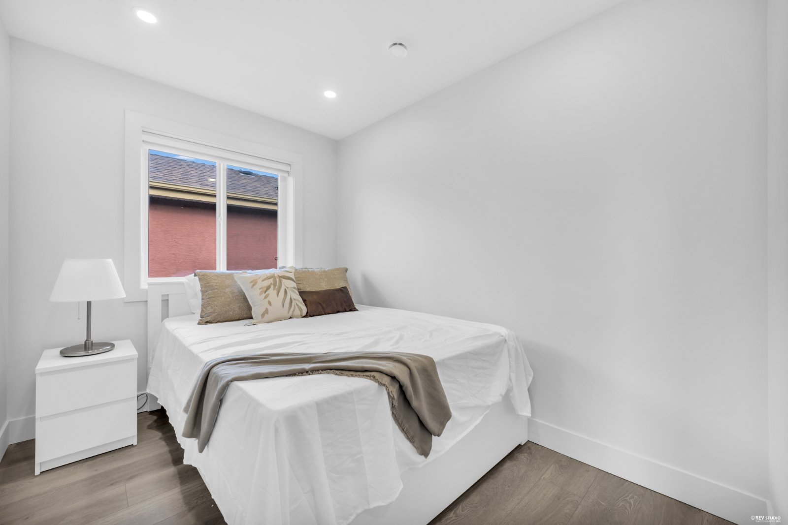 3 Bedroom House for Rent - 3267 E 29th Ave, Vancouver, BC 4