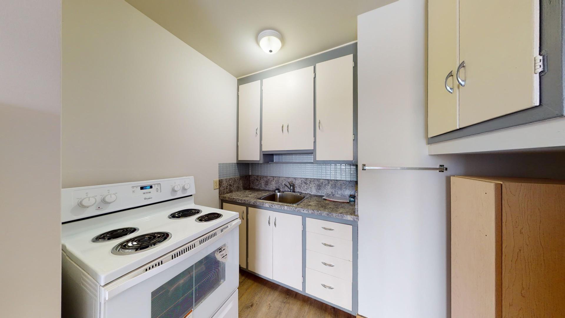 Studio Apartment for Rent - 2039 6 - 2039 26 Avenue Southwest, Calgary, AB 3