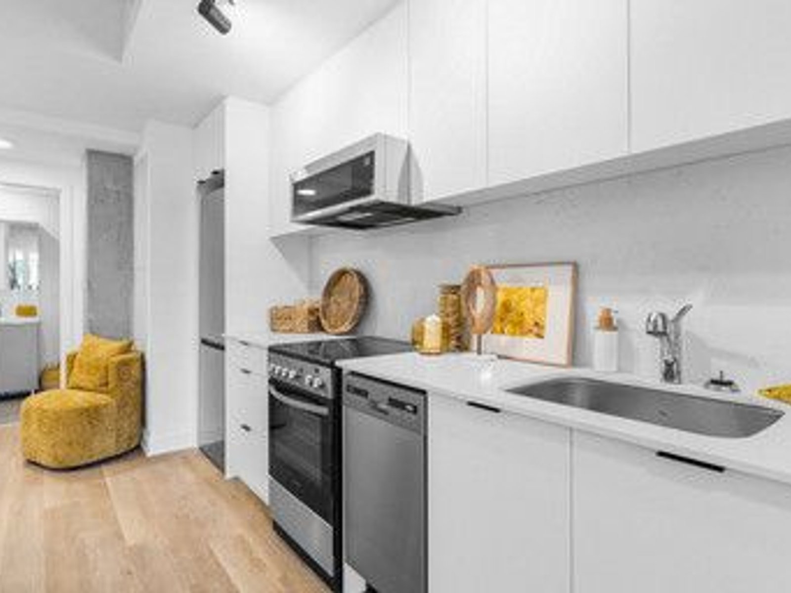 Studio Apartment for Rent - 1655 Carling Avenue, Ottawa, ON 3