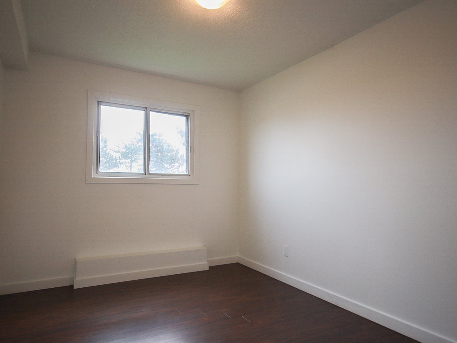 2 Bedroom Apartment for Rent - 475 #x2F;477 Lancaster St. W, Kitchener, ON 5
