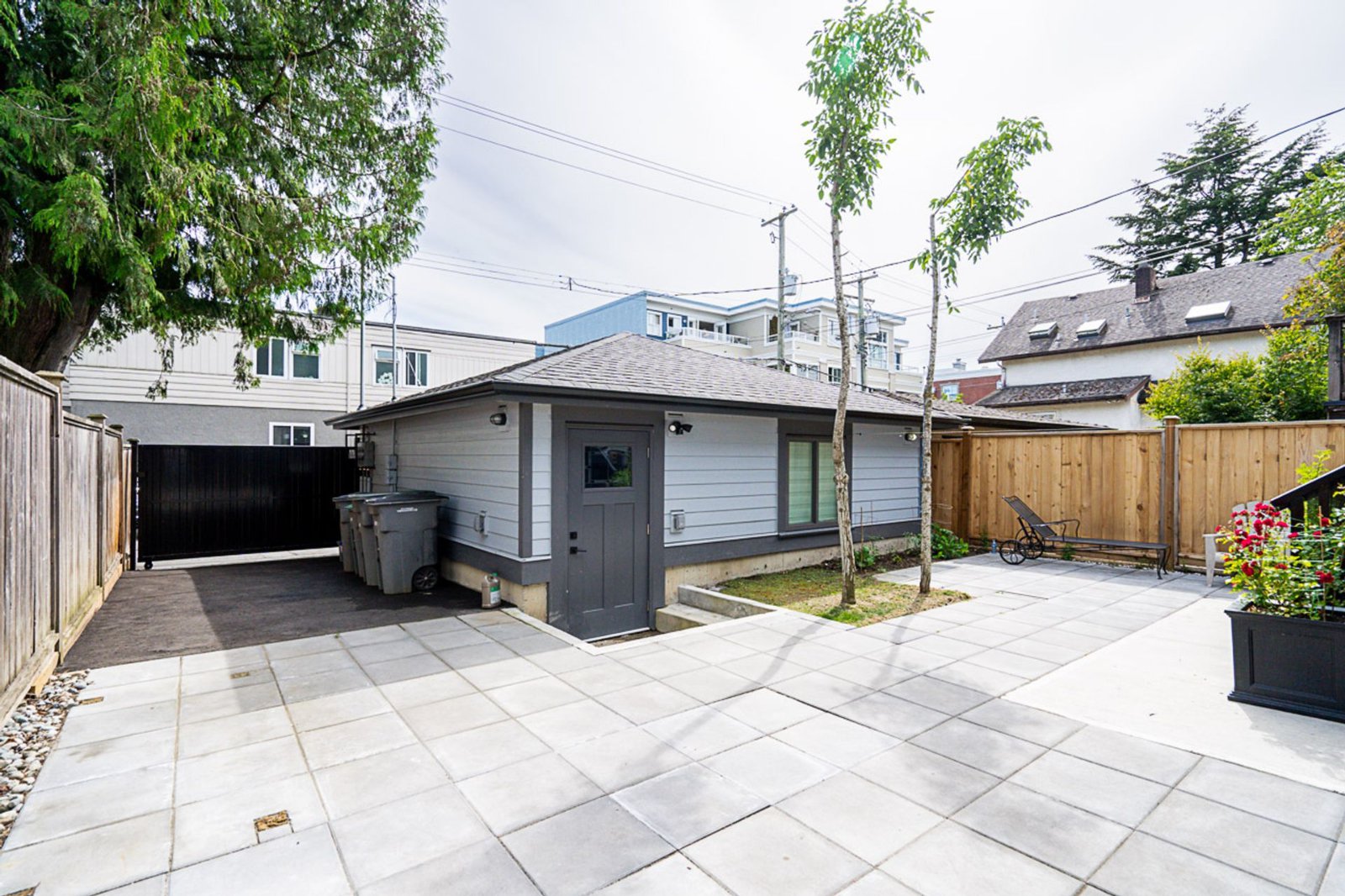 2 Bedroom House for Rent - 3554 W 3rd Ave, Vancouver, BC 4
