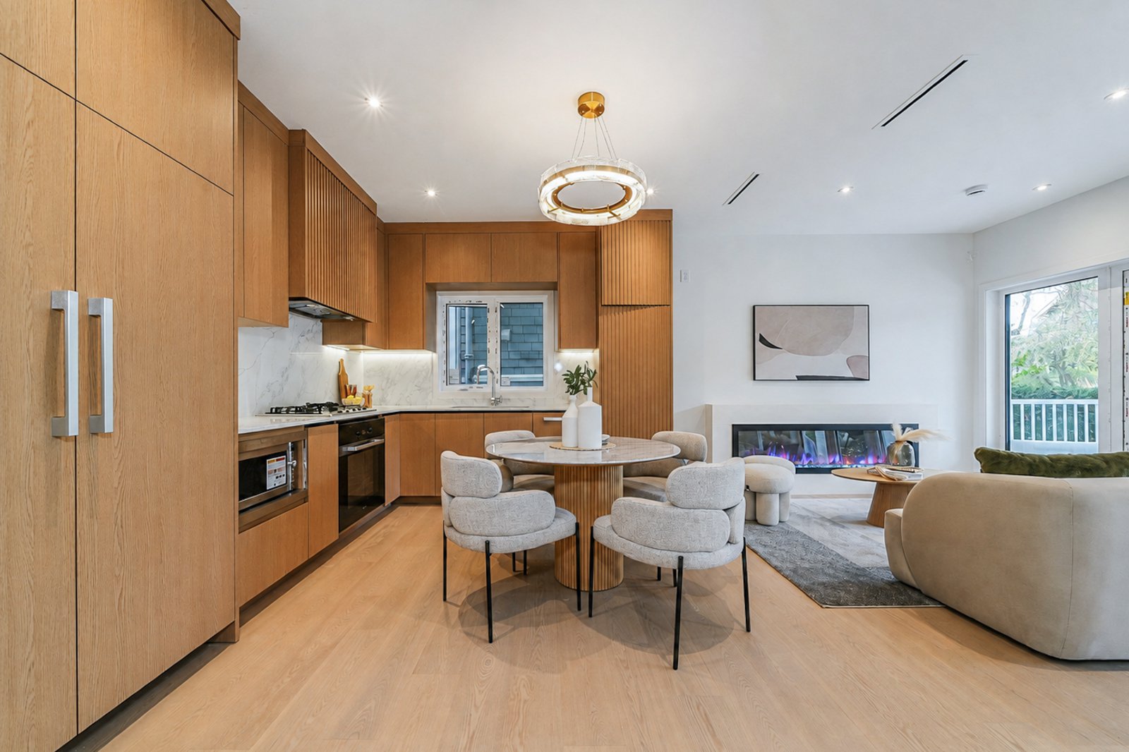 3 Bedroom House for Rent - W 3rd Ave, Vancouver, BC 3