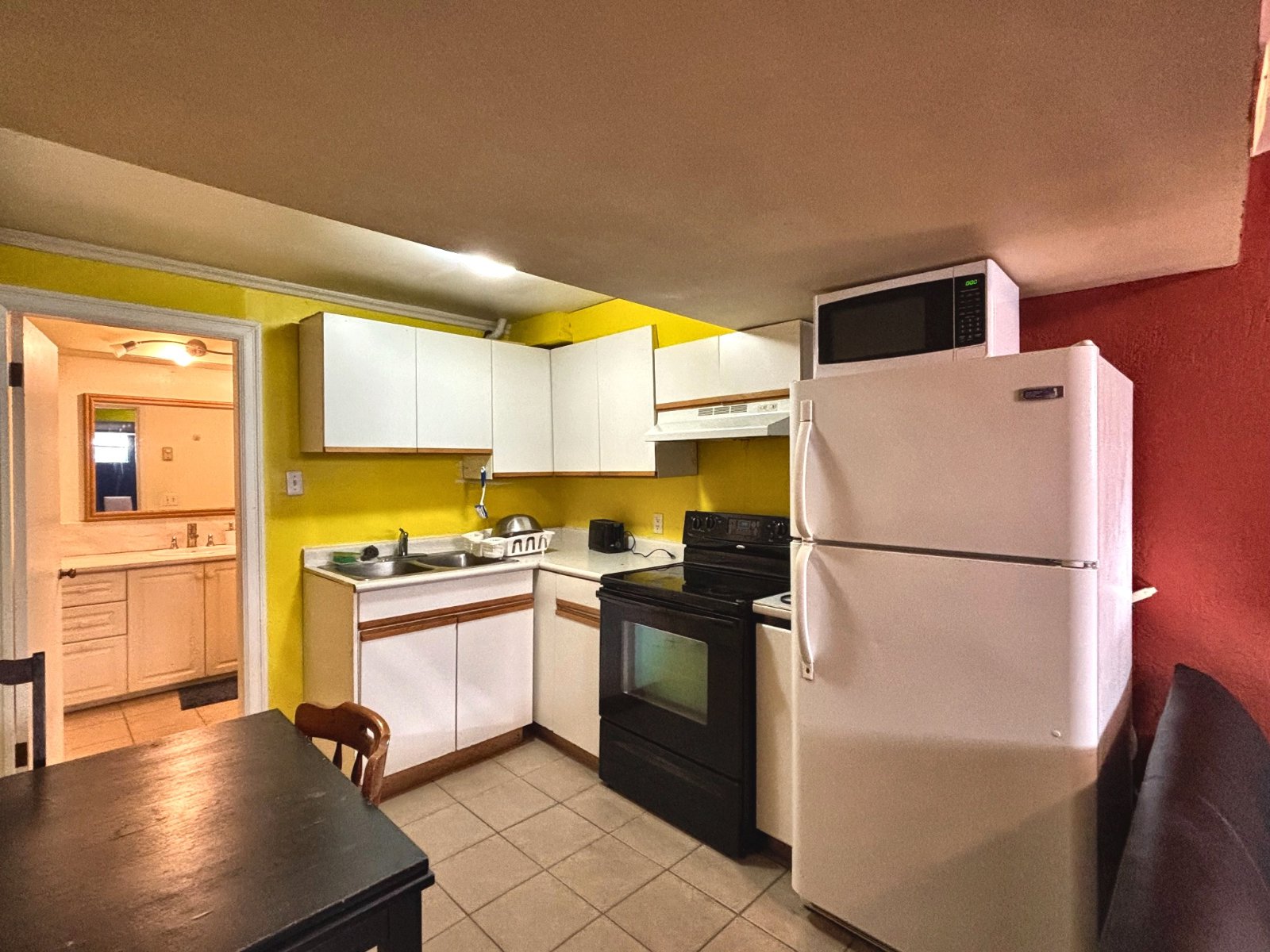 2 Bedroom Basement Suite for Rent - W 41st Ave, Vancouver, BC 5
