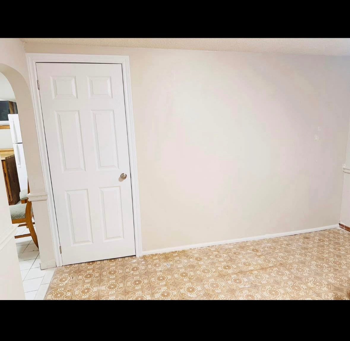 2 Bedroom Private Suite for Rent - Lynwood Dr, Hamilton, ON 2