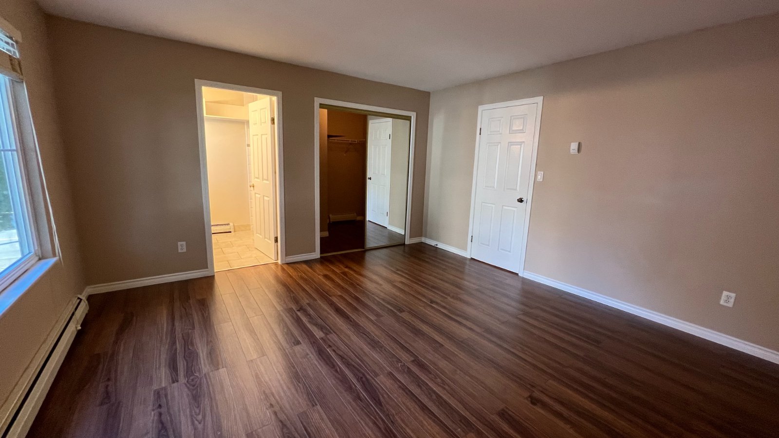 3 Bedroom Townhouse for Rent - 10080 Kilby Dr, Richmond, BC 5