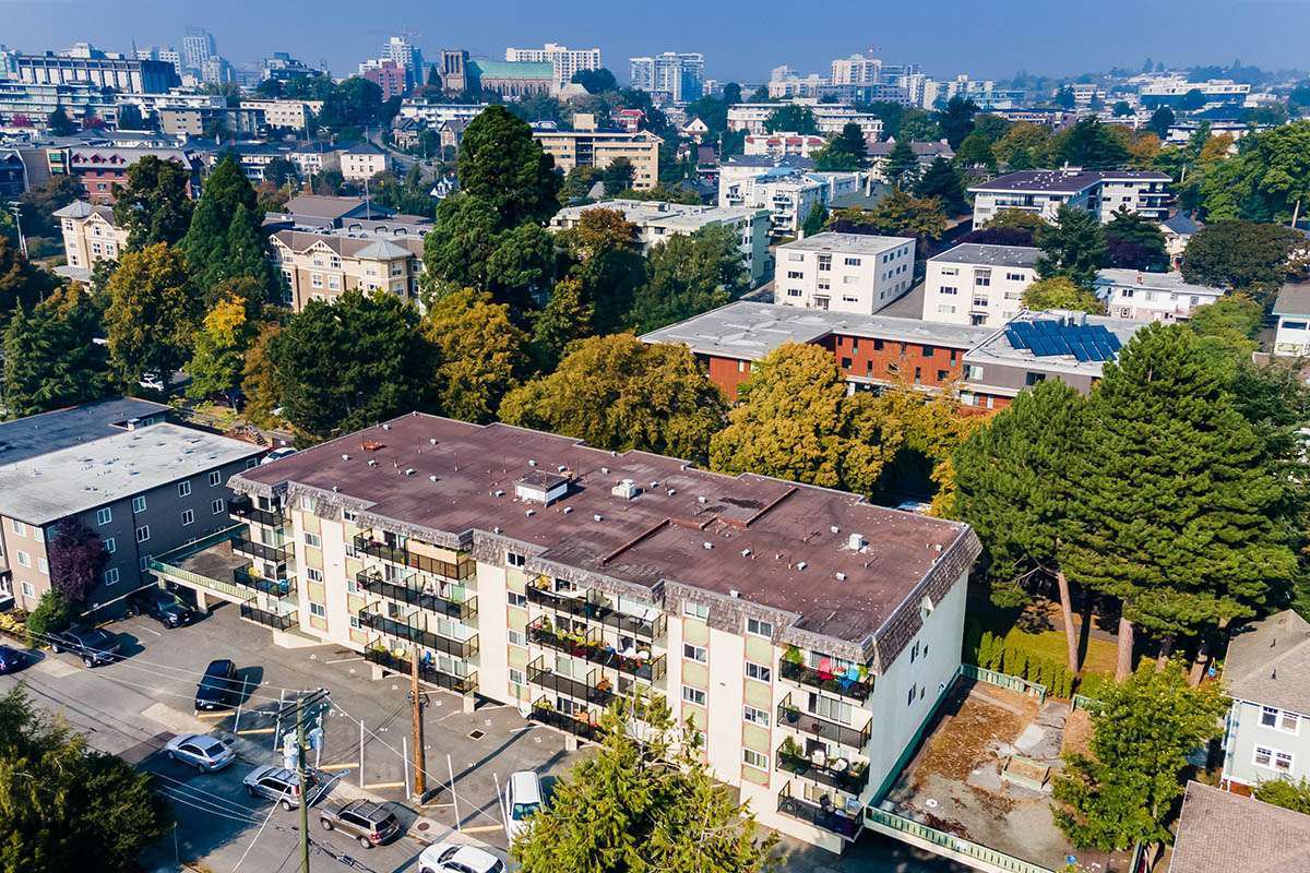 2 Bedroom Apartment for Rent - 955 Humboldt Street, Victoria, BC 4