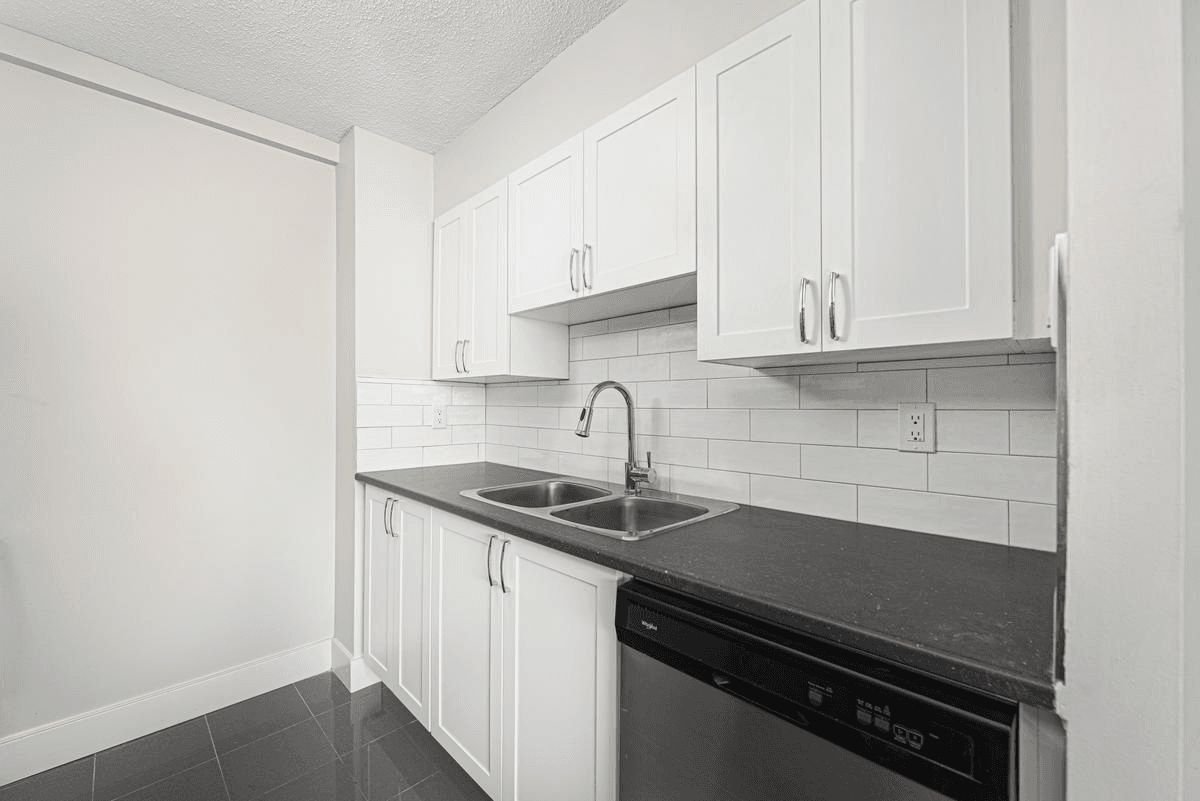 2 Bedroom Apartment for Rent - 5600 Sheppard Ave E, Scarborough, ON 2