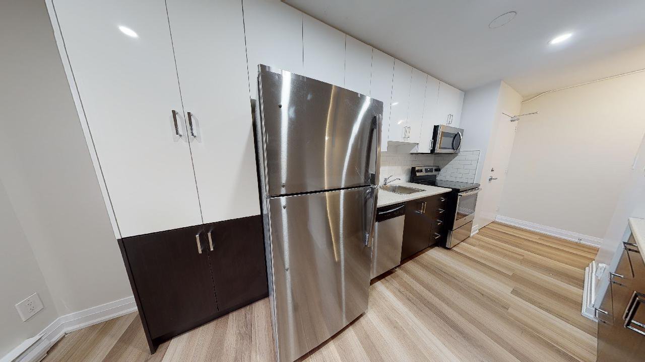 Studio Apartment for Rent - 1 & 3 Slessor Blvd, Grimsby, ON 3