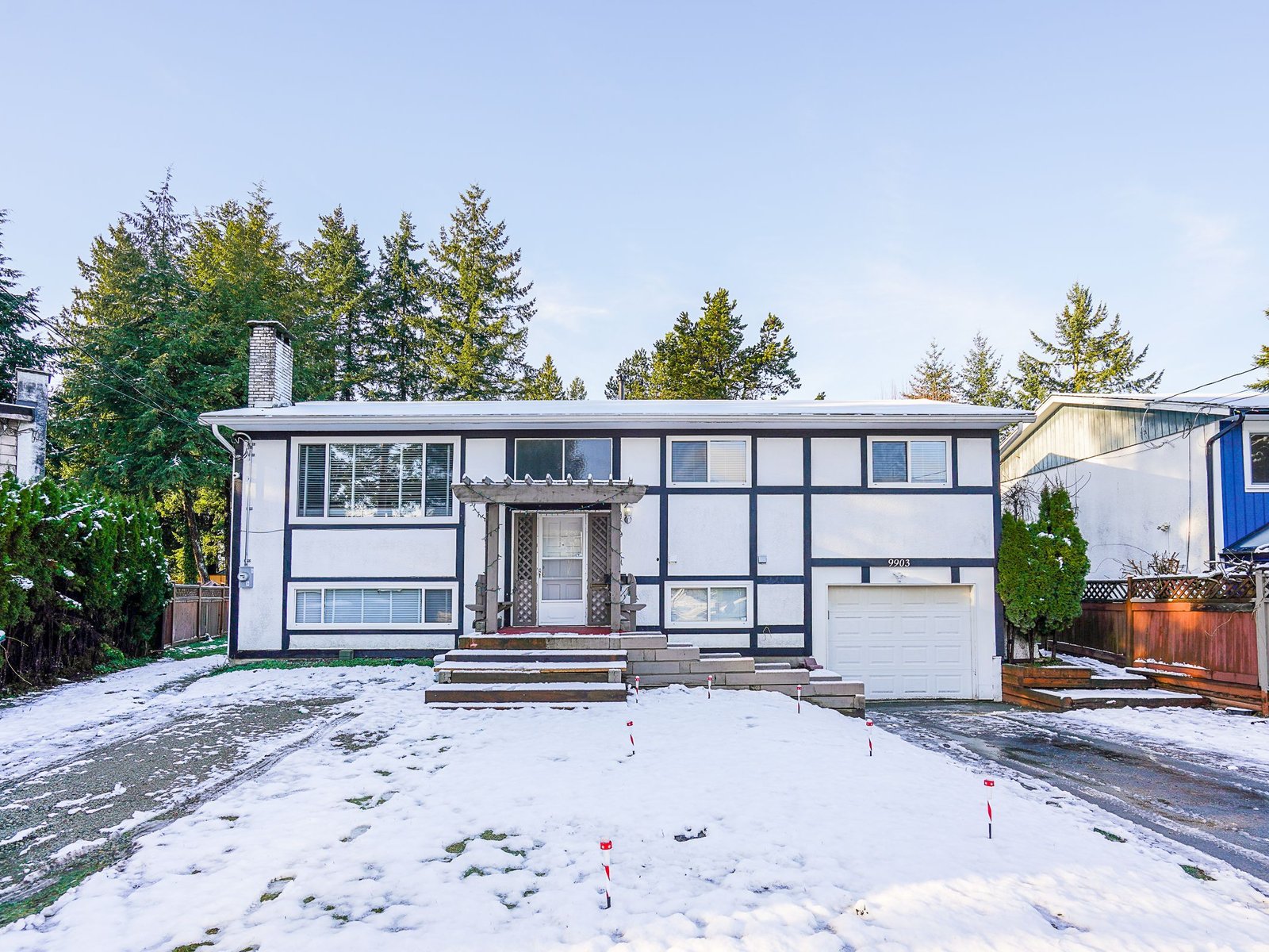 6 Bedroom House for Rent - 9903 Semiahmoo Road, Surrey, BC