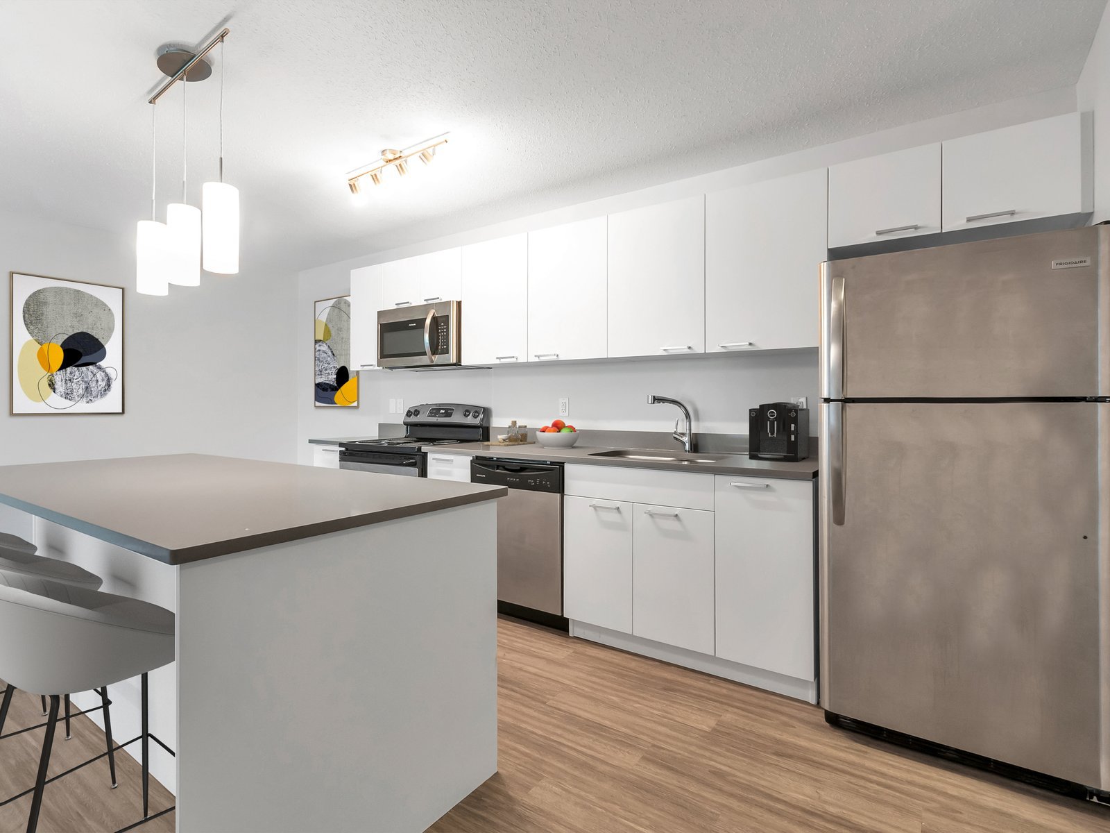 3 Bedroom Apartment for Rent - 10 Michener Drive, Regina, SK