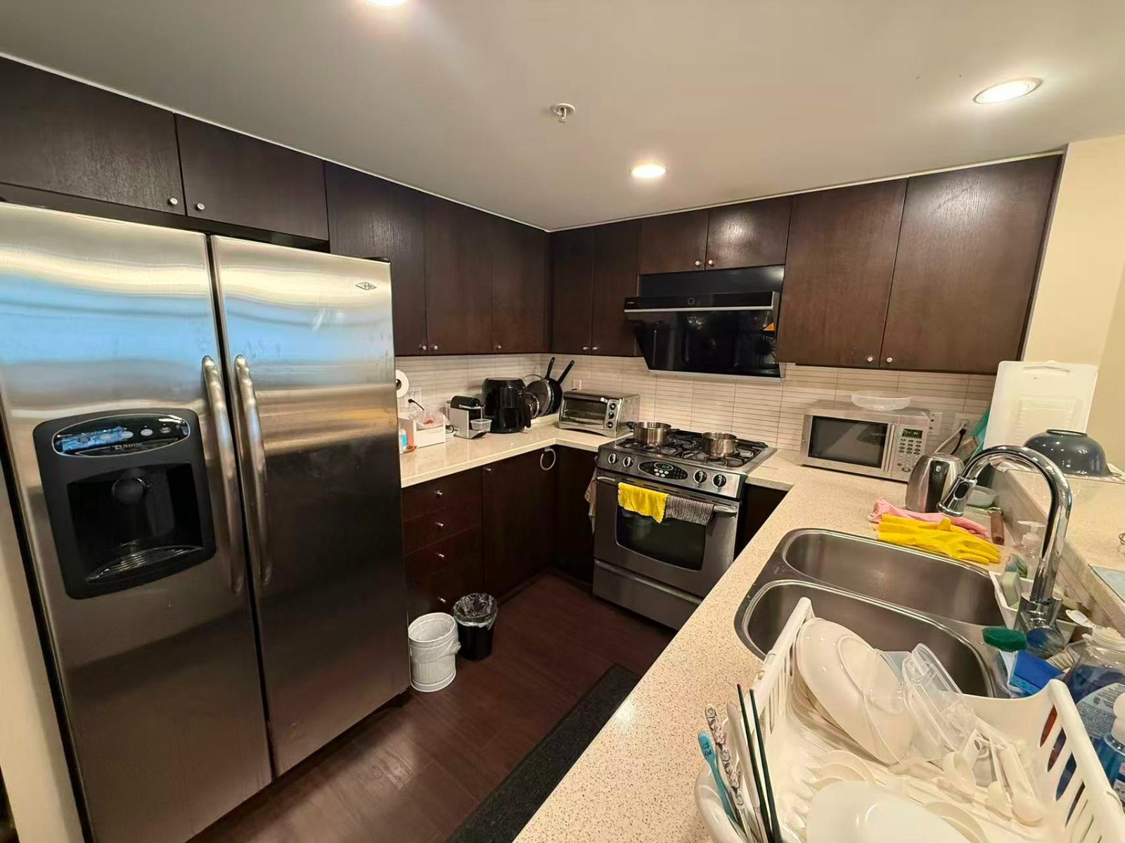 2 Bedroom Private Suite for Rent - 8160 Lansdowne Rd, Richmond, BC 4