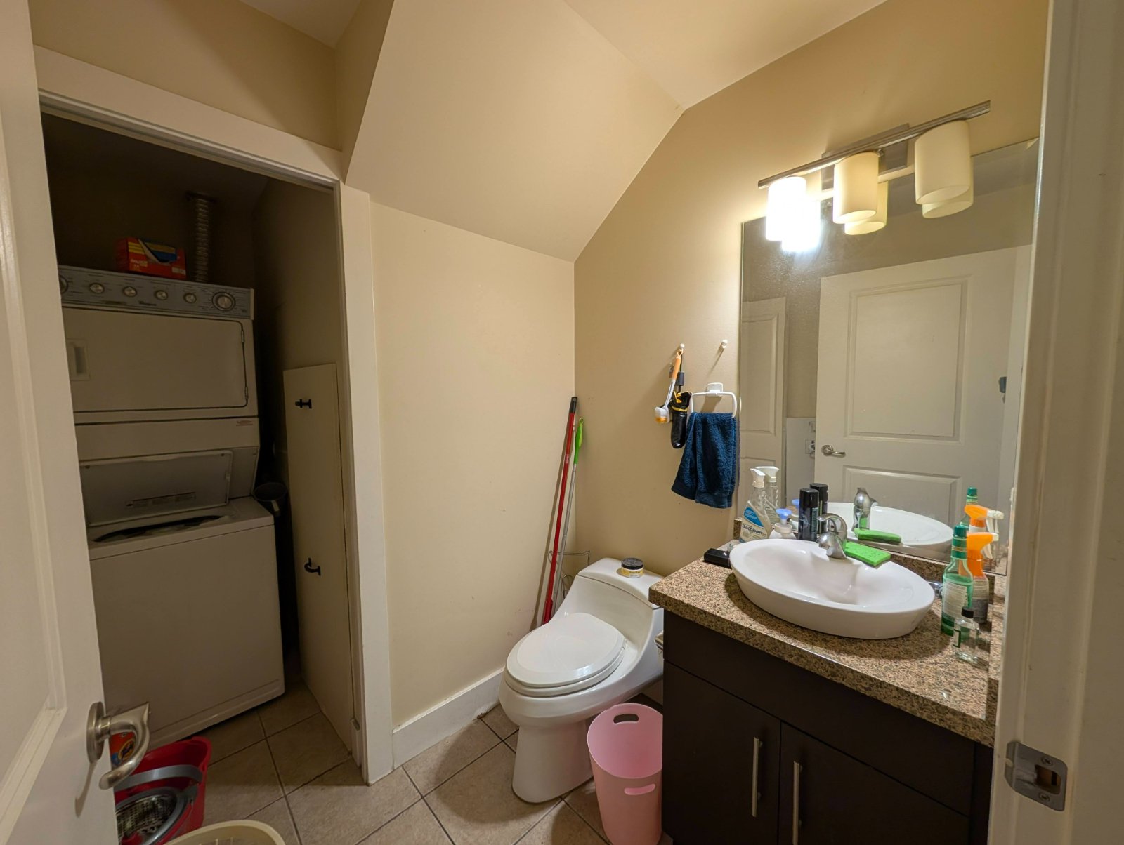 3 Bedroom Apartment for Rent - 8400 Anderson Rd, Richmond, BC 4